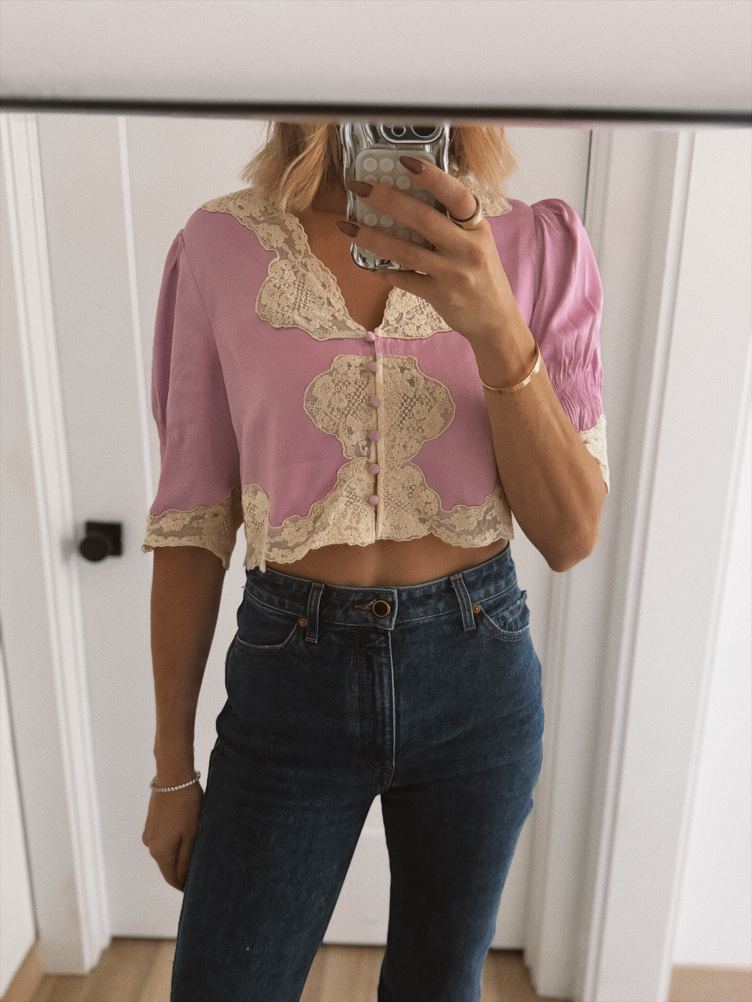 Wearing a sm in the top. Usually a 25 or size 26 in jeans and went with the 26 in the khaite jeans and they fit like a glove.

#LTKStyleTip #LTKTravel #LTKOver40