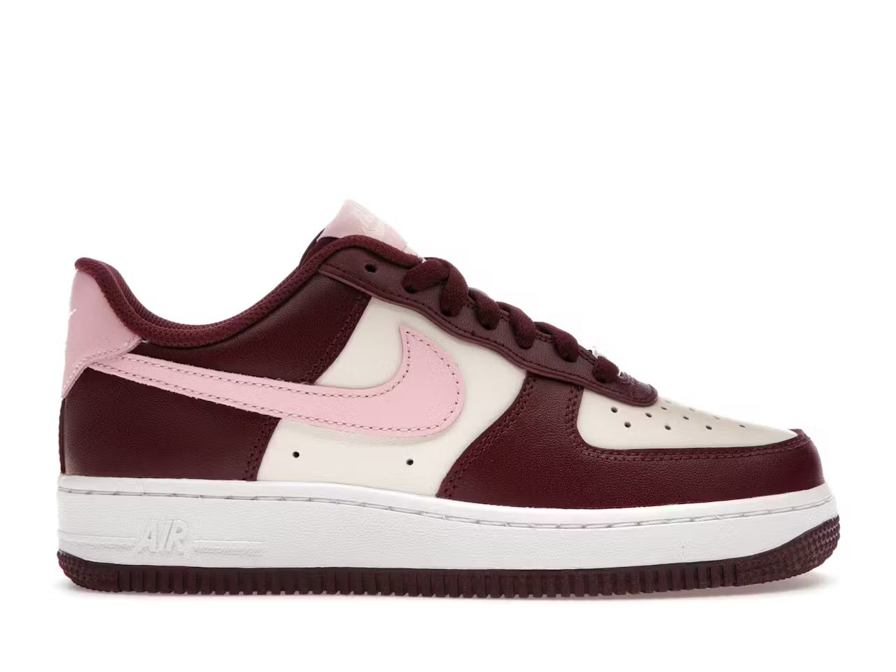 Nike Air Force 1 Low '07Valentine’s Day (2023) | StockX