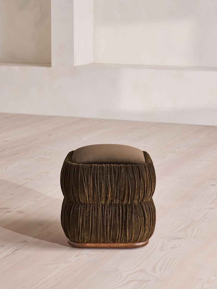 Tabitha Footstool, Linen Chenille & Velvet, Chocolate, US | Soho Home Ltd