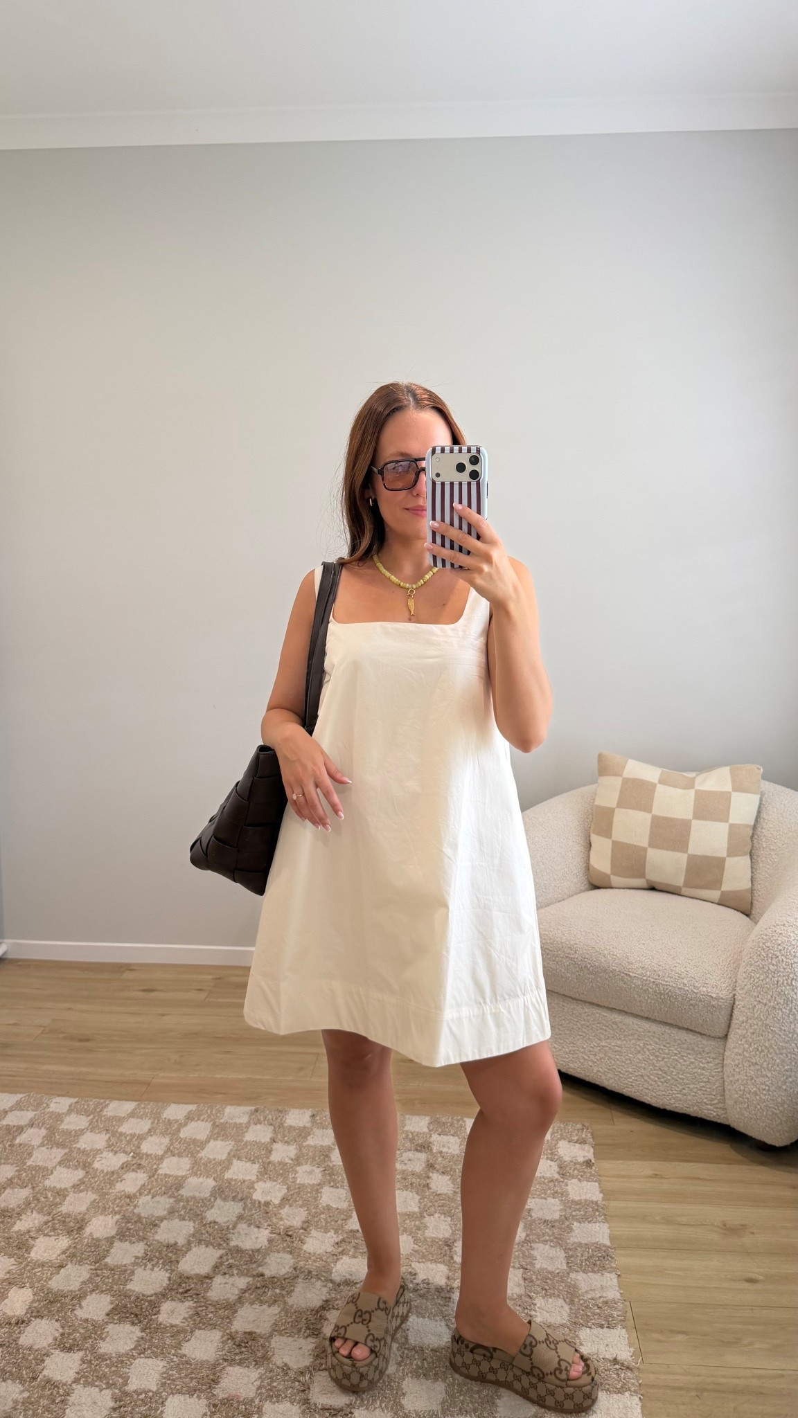 I wear size S in the dress

Use code TEN20 for petal and pup x