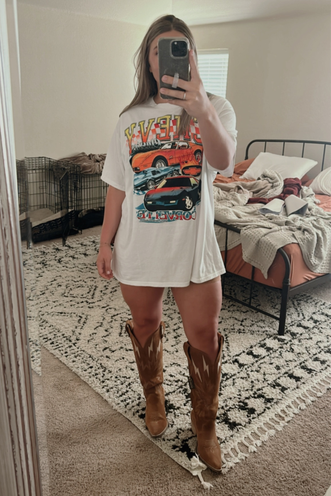 I’m a sucker for a 90s graphic, even better that it’s Chevy ✨🤘🏼

#LTKstyletip #LTKcurves #LTKFind