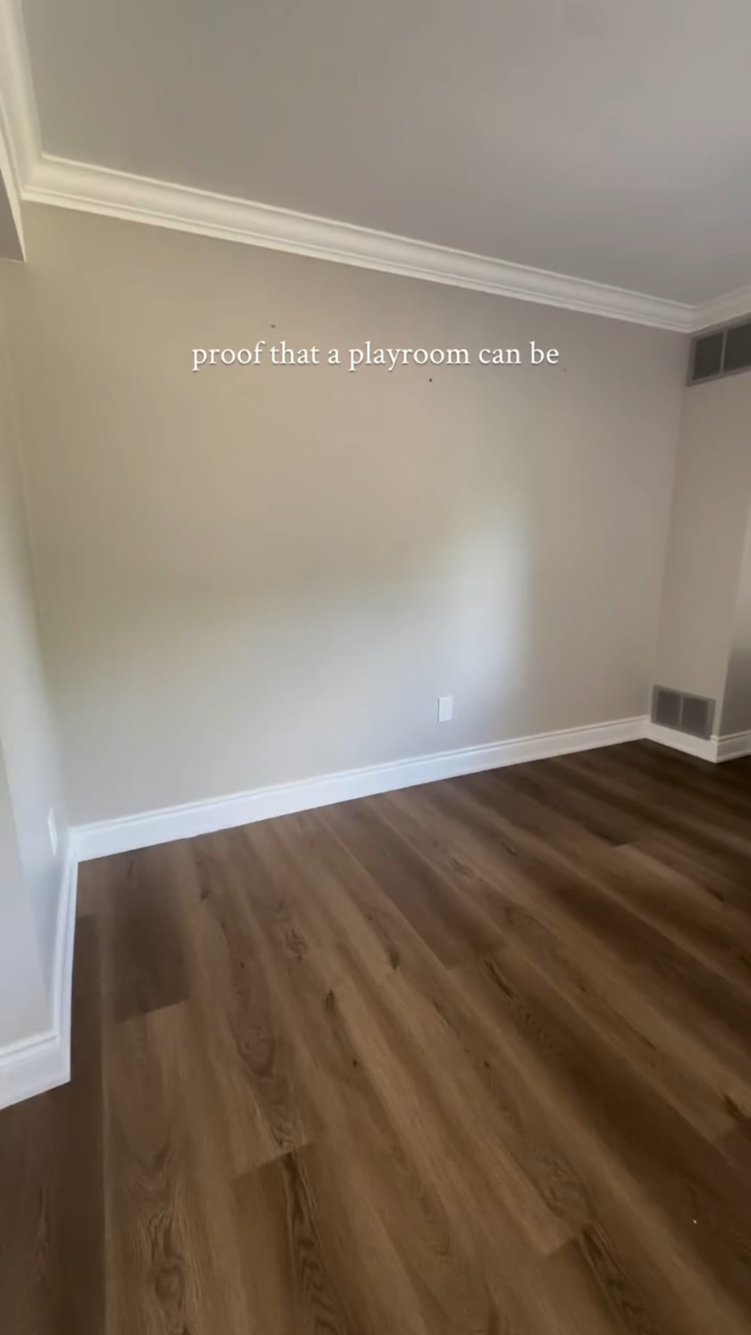 I didn’t want a playroom that overwhelmed me every time I walked in… so I created one that’s simple, organized, and still fun for my little one.

I’m so happy with the way it turned out, she loves it and I love it too 🫶

For links comment PLAY and make sure to follow @natalielittlemoments to see how we transform our new home 🥰

#ikeahack #playroominspo #kallax #checkeredrug #beigeaesthetic