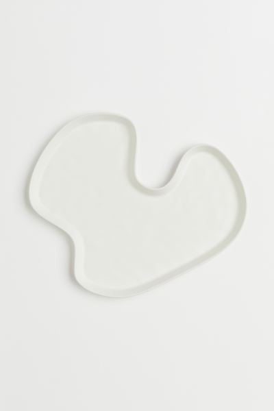 Stoneware tray | H&M (UK, MY, IN, SG, PH, TW, HK)