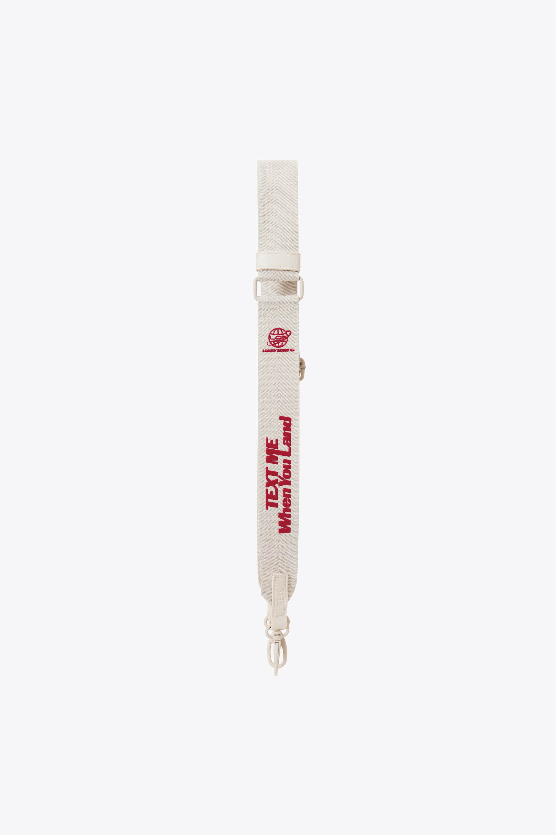 The Shoulder Strap in Ghost White | BÉIS Travel