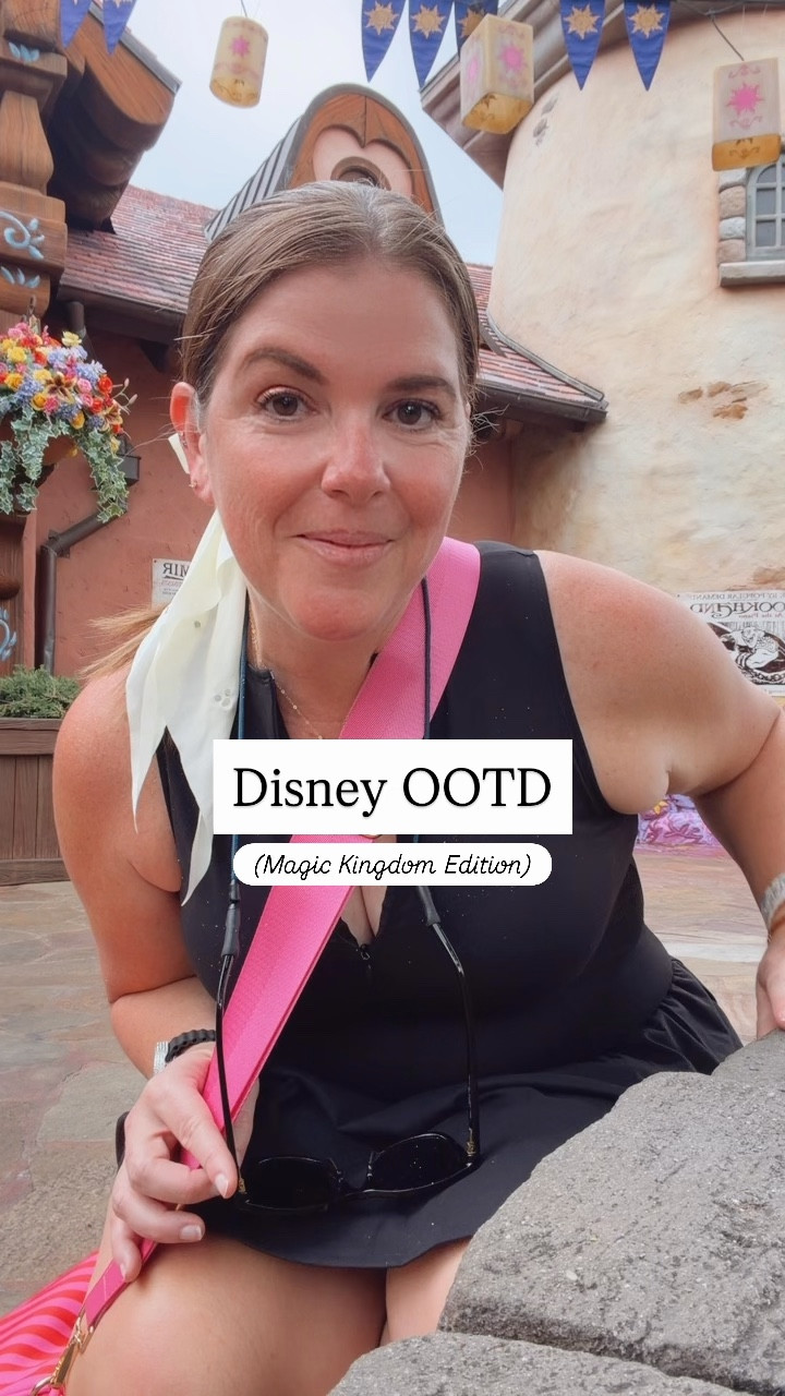 The perfect OOTD for a spring or summer day at the parks! 

#LTKootd #LTKActive #LTKTravel