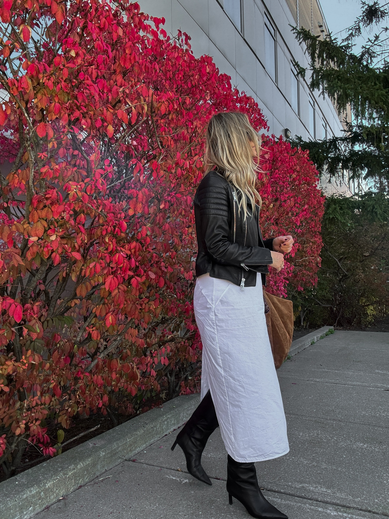 The best leather jacket, kitten heel tall boots, white and black for fall, unexpected shoe

Dress and boots are old Zara
Jacket is All saints (size 10; I used to think it was oversized but now it’s just right)