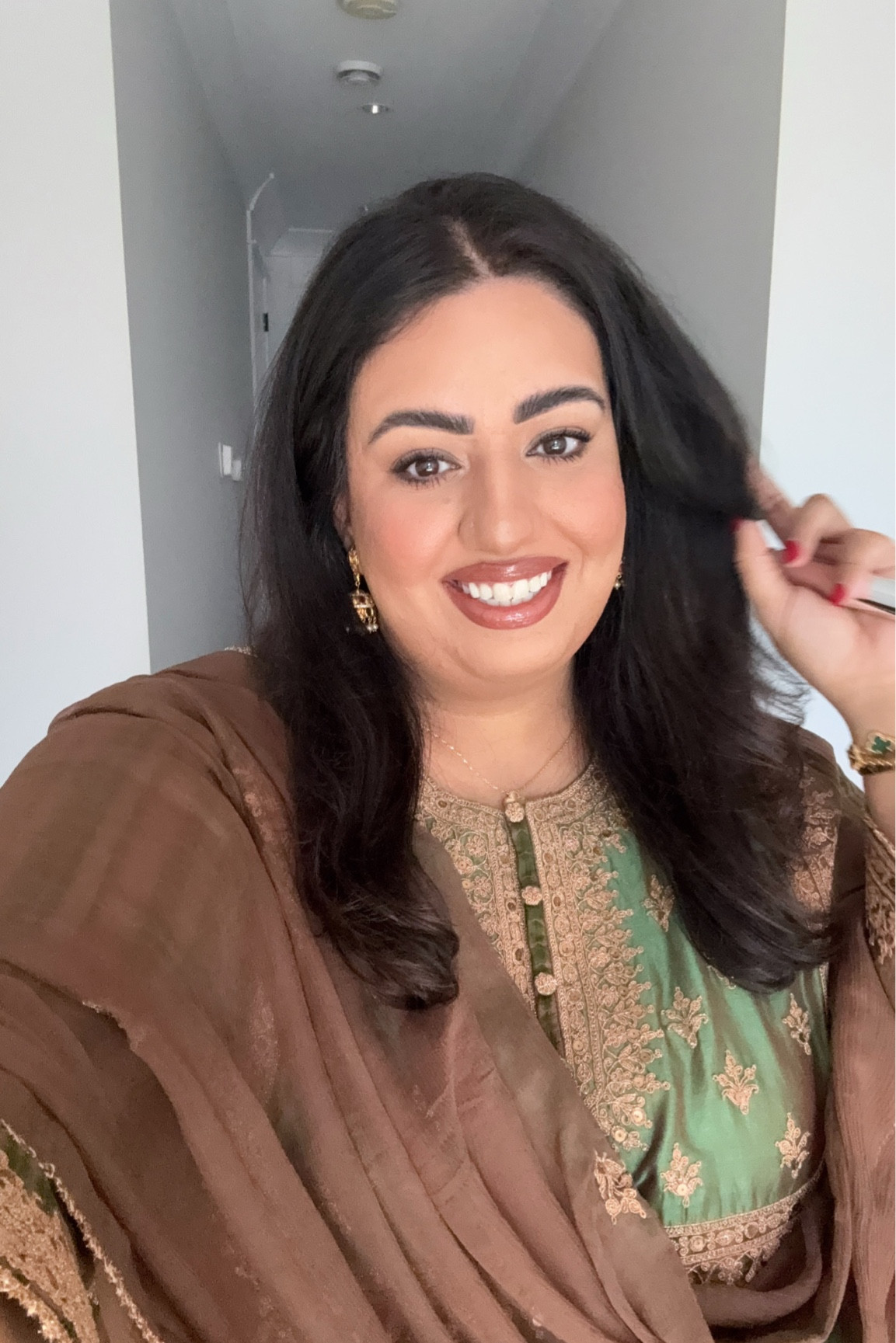 Skin prep before makeup! 