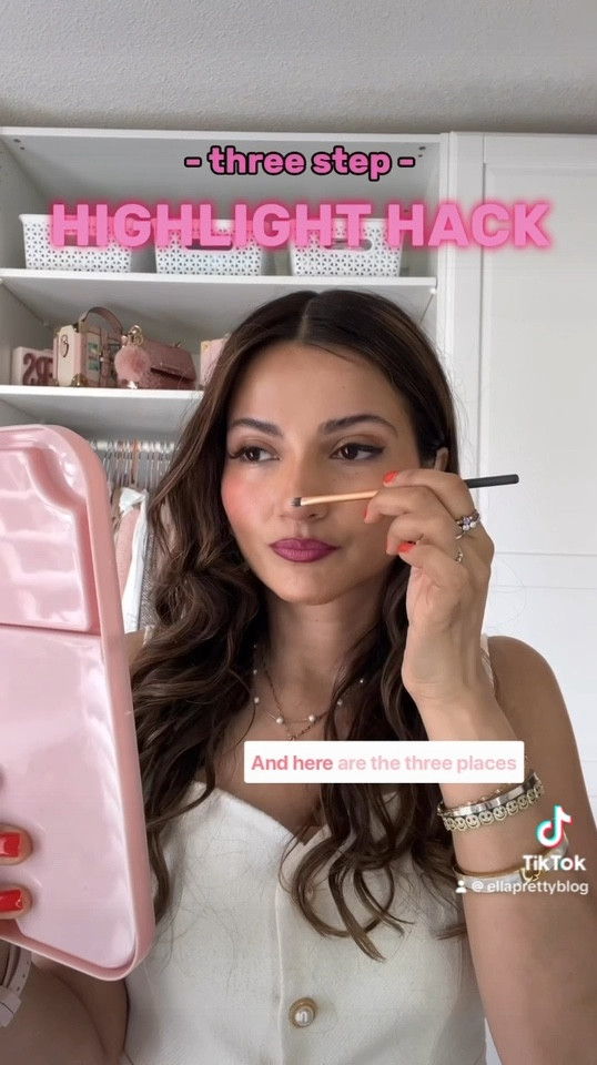 How I apply benefit cookie highlighter

#LTKstyletip #LTKcanada #LTKbeauty