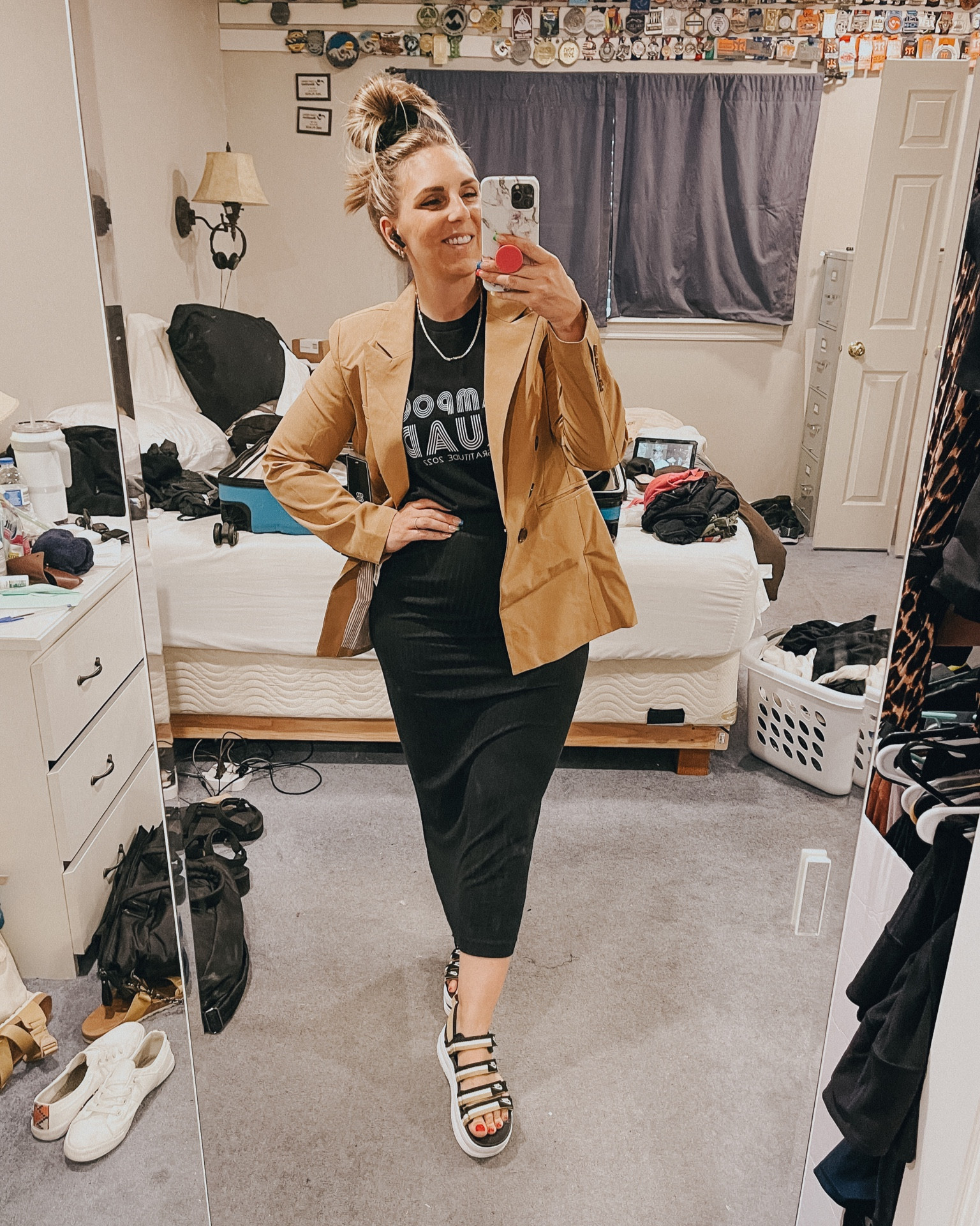 Skirt: size small, runs large
Shoes: run TTS