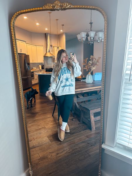 Outfit of the day 🤍 wearing a size XL in the crew for an oversized fit, size large in the leggings and the Ugg Doopss are TTS! 7.5 mirror is from hobby lobby but I can’t link it so here is a super similar one!! 

#fallfashion #abercrombie 
