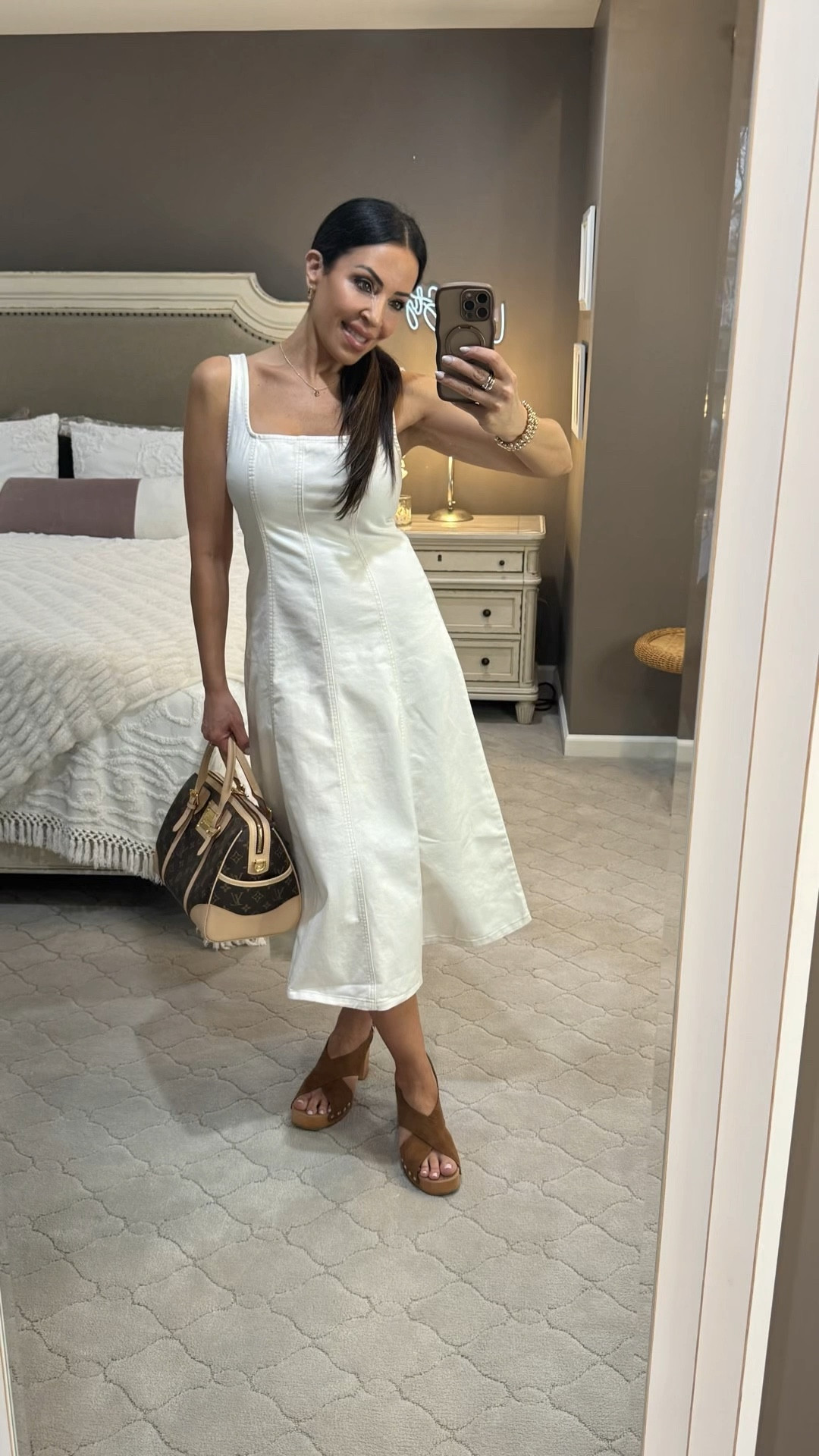 Classic looks you can actually afford. ✨ Found the perfect summer midi at Old Navy! It’s chic, flattering, and perfect for your "anti-frumpy" wardrobe.
#oldnavy #quietluxury

#LTKootd #LTKOver40