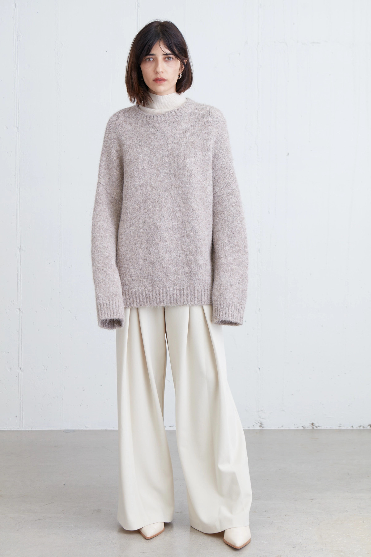 OVERSIZED CREWNECK SWEATER | OAK + FORT