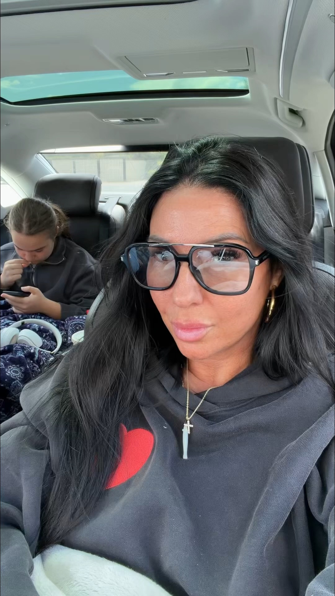 Soccer Mom but add cute accessories ❤️🖤

#LTKMothersDay #LTKdayinmylife #LTKmomlife