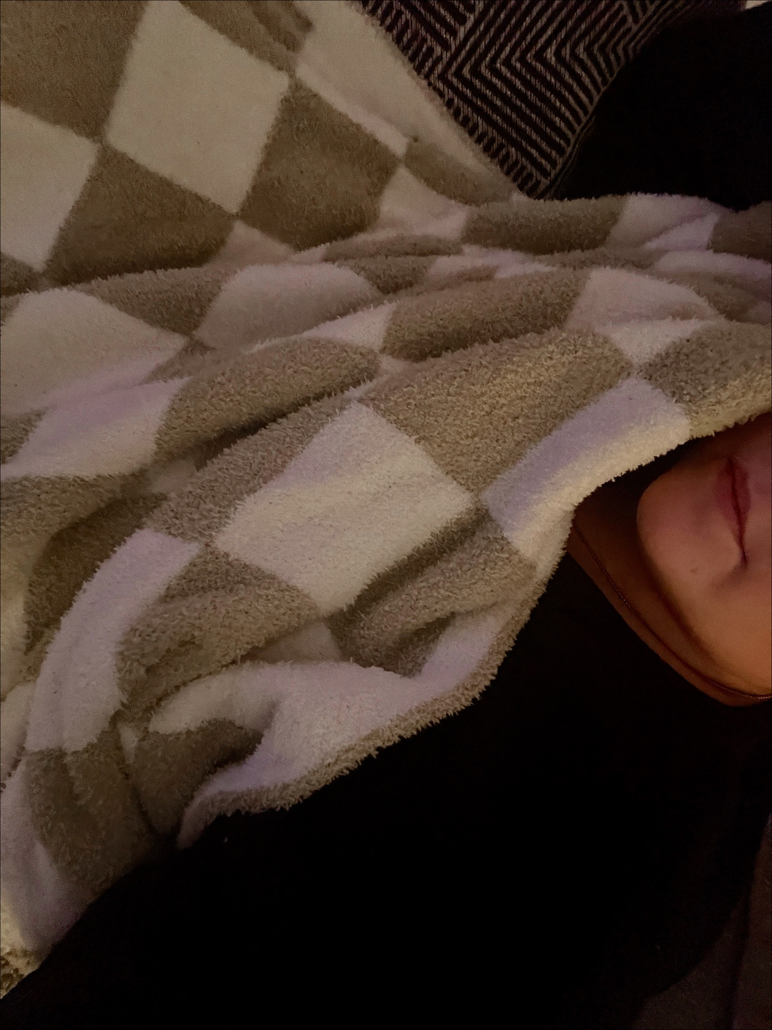 barefoot dreams blanket dupe but even cuter! on sale rn too!! ✨🫶🏼

#LTKunder100 #LTKhome