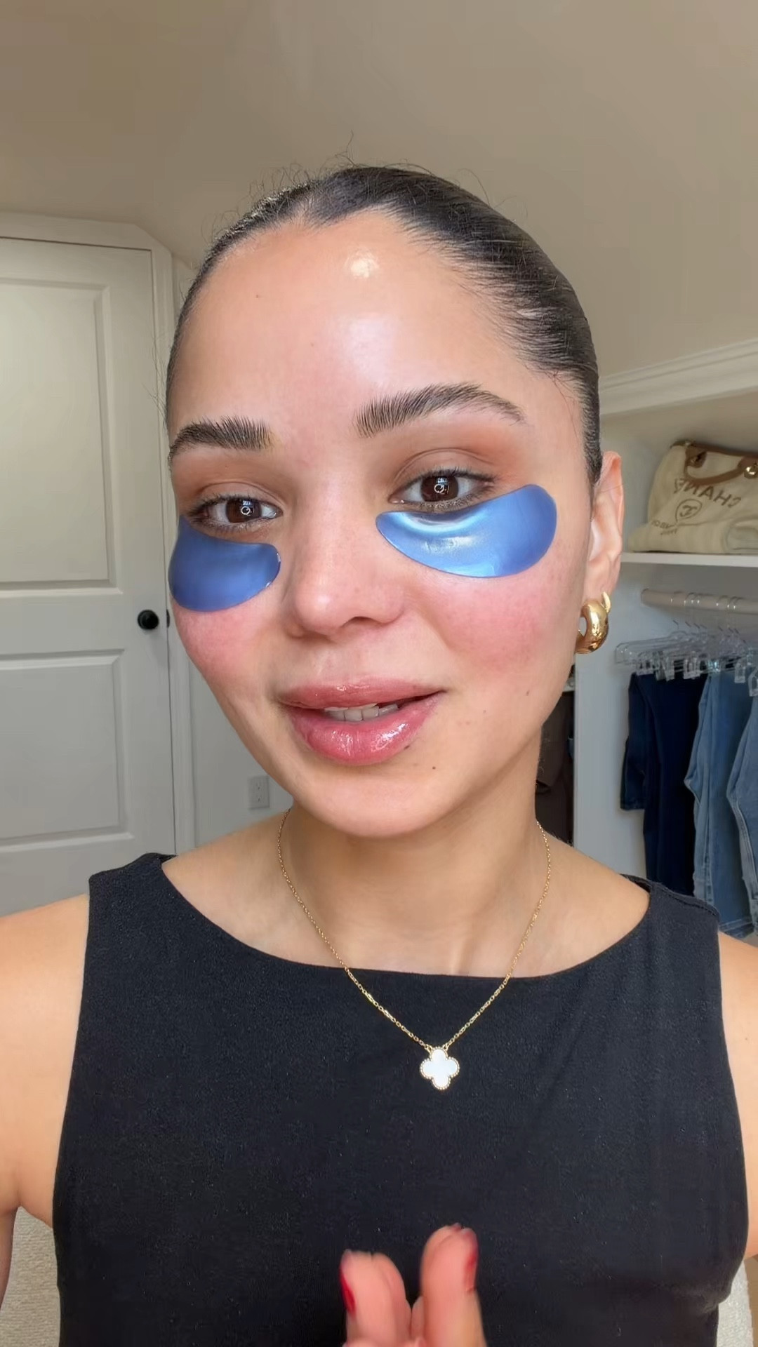 Foundation: 6 
Concealer: 4.5 