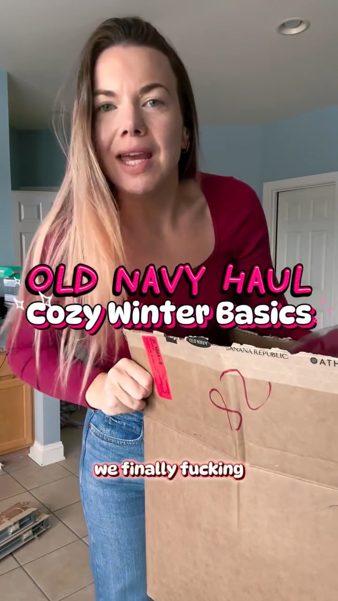 @oldnavy coming in with some solid winter basics! Def think I’m gonna chop ✂️ some of them to be more my style.💬 WANT and I’ll send you the haul or hit the LTK 🔗 in the bio! 😘 Now are the stripes a yay or a nay? 

#haul #tryon #winterbasics #tallgirlfashion #mombod