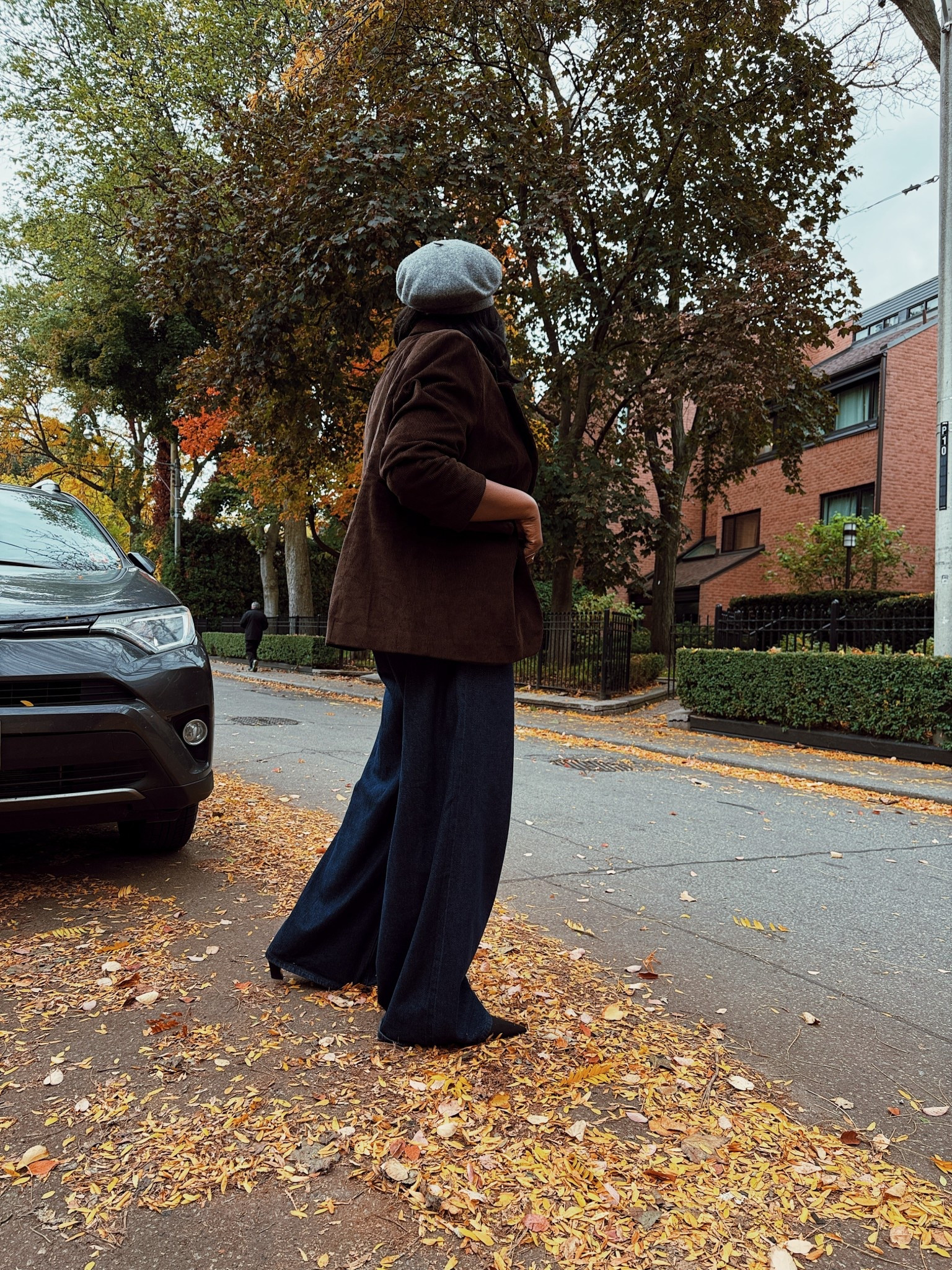 The perfect wide leg jeans

#LTKHoliday #LTKGiftGuide #LTKTall