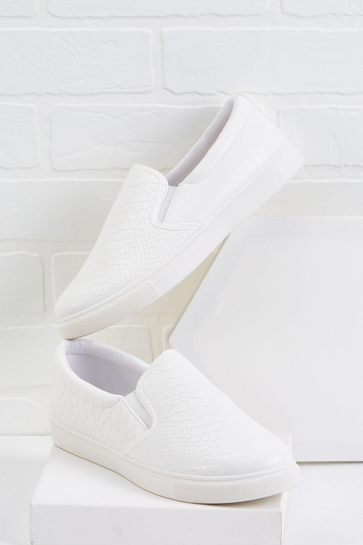 trendsetter sneakers | Versona