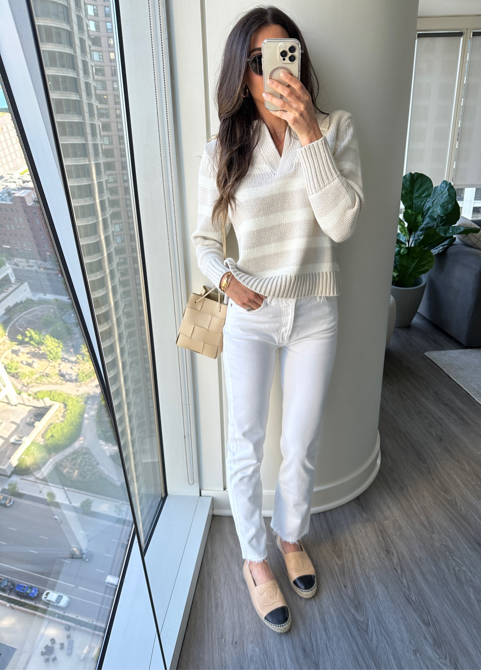 White jeans
MDW
Weekend outfit
Spring outfit 
Spring sweater 

#LTKSeasonal #LTKFind #LTKstyletip