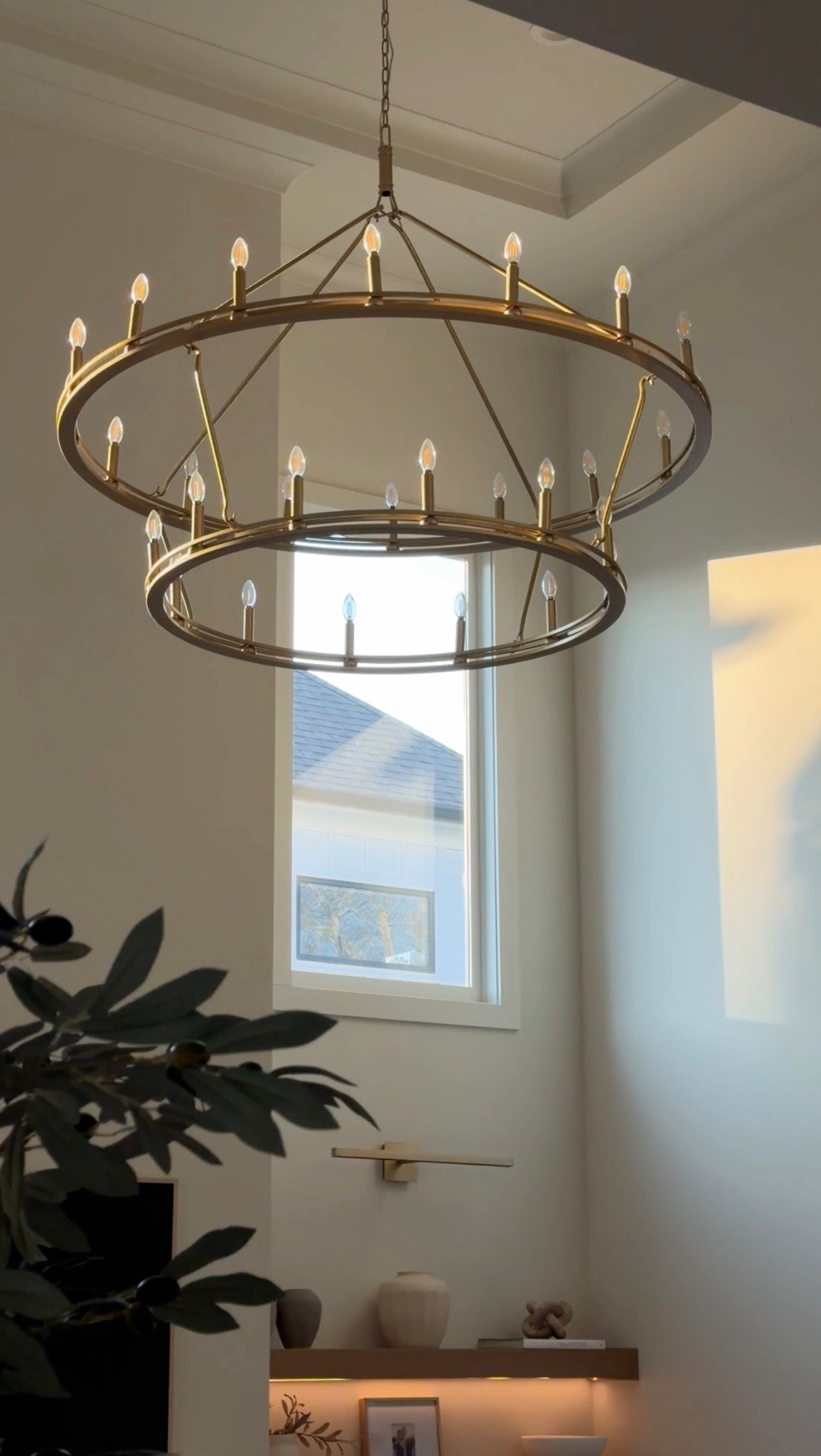 Shop chandelier and pendant lights here 🤍

#LTKHome