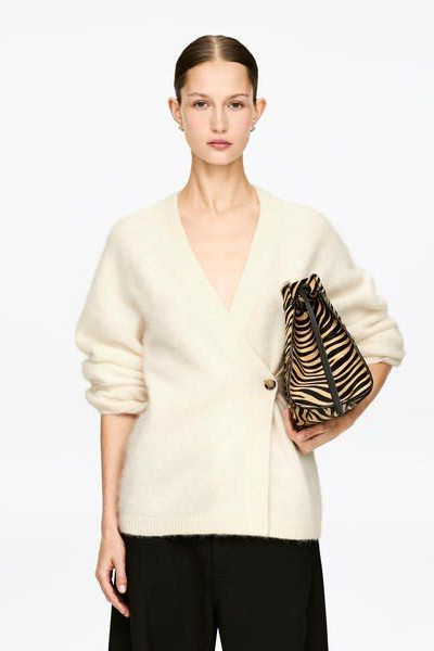 Alpaca-Wool Blend Cardigan – Off White – Women – ARKET GB | Arket UK