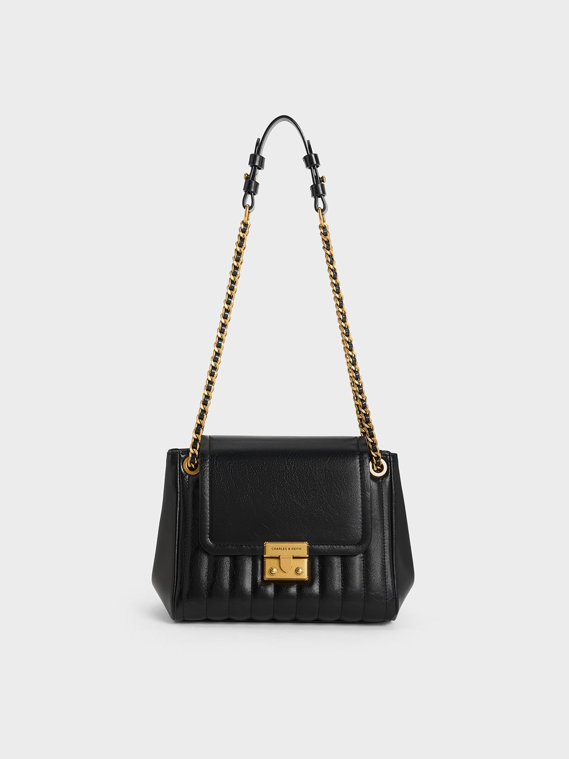 Donna Crinkle-Effect Shoulder Bag
    
         - Black | Charles & Keith EU