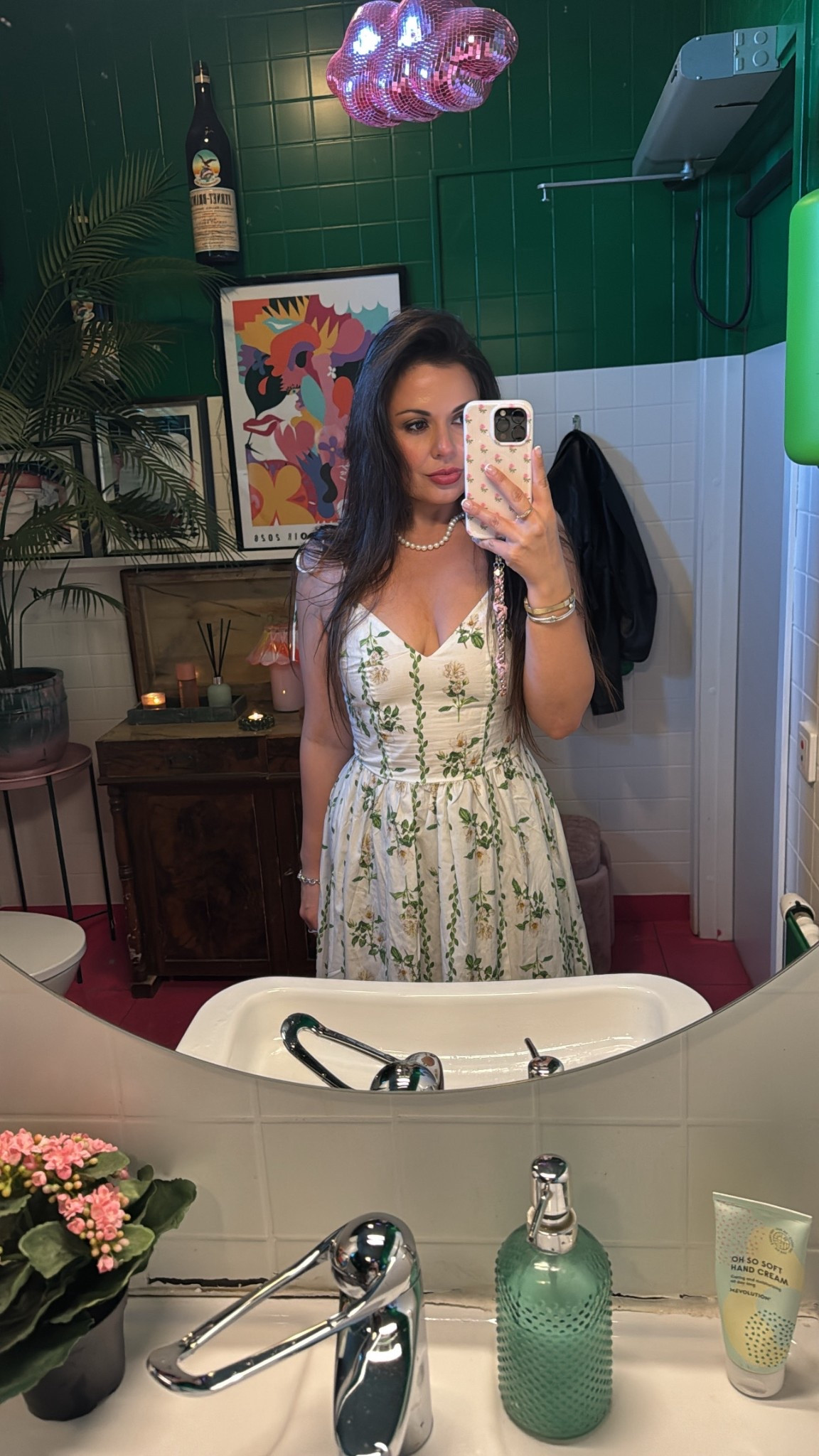 Spring dress from H&M🪷🌷wearing size xs
Spring outfits
Mother’s Day outfit 
Dress


#LTKootd #LTKMothersDay #LTKSeasonal