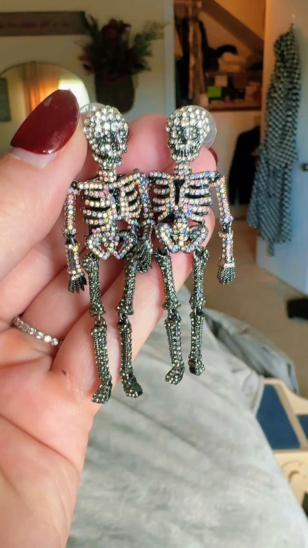My favorite Halloween statement earrings are on sale! I got so many compliments on them at the Halloween pop up. 

Halloween jewelry, Halloween, statement earrings, skeleton earrings, jewelry i love

#LTKStyleTip #LTKSeasonal #LTKHalloween