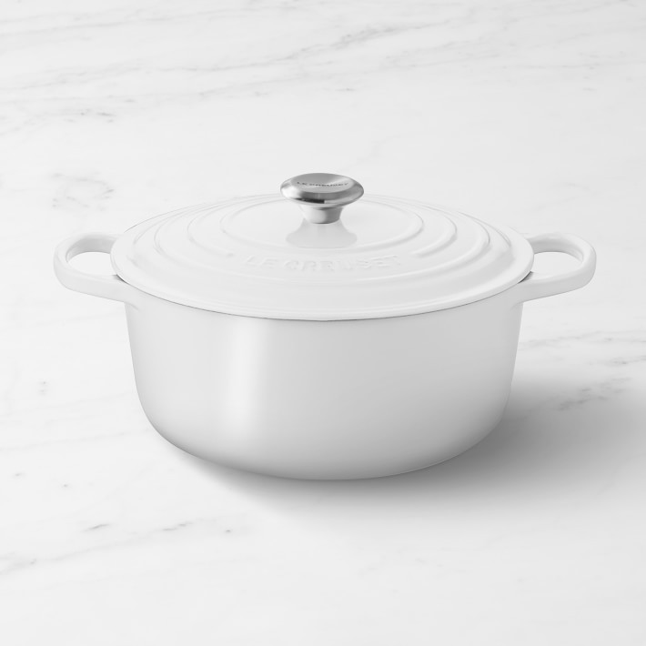 Le Creuset Signature Enameled Cast Iron Round Oven | Williams-Sonoma