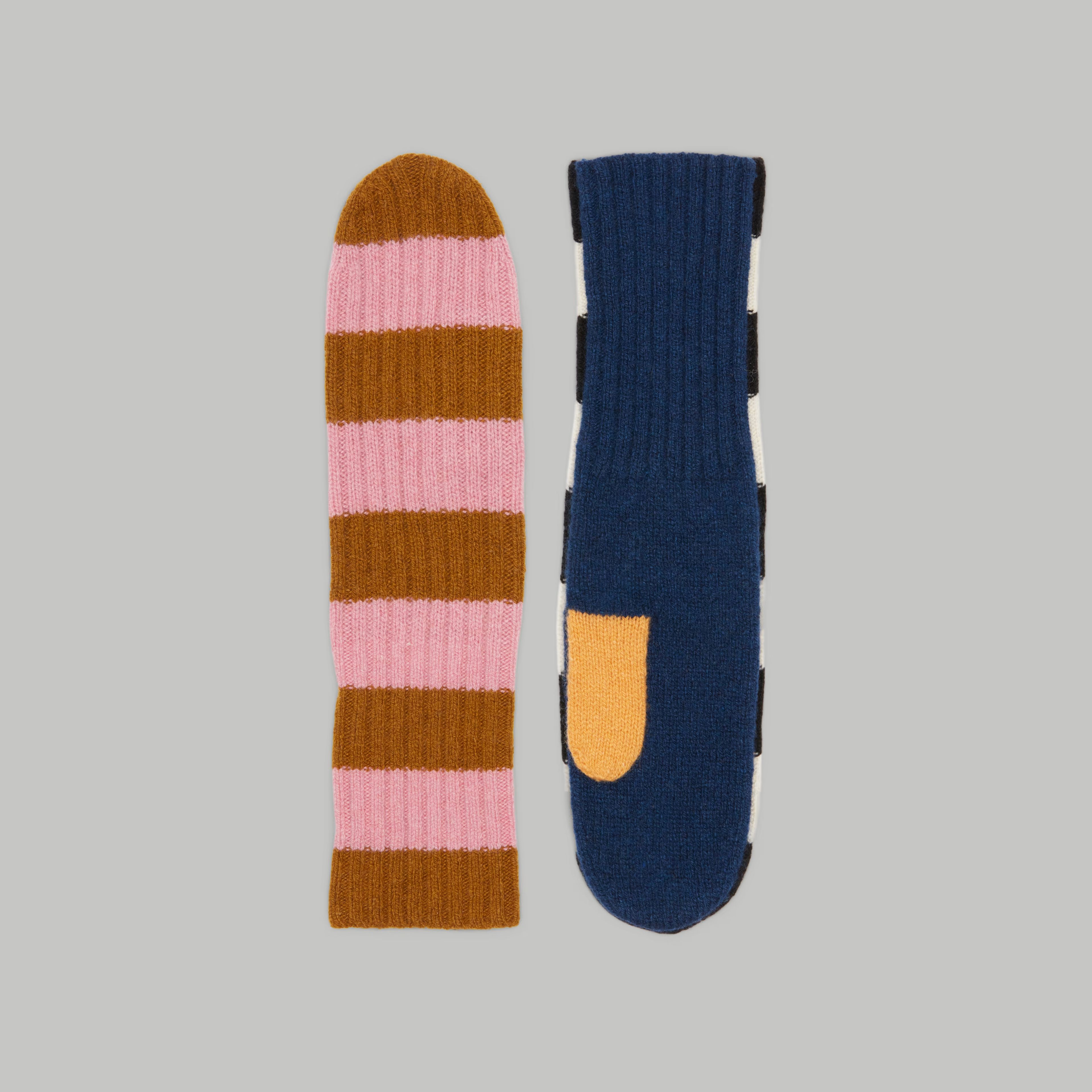 The ReCashmere® Mittens | Everlane