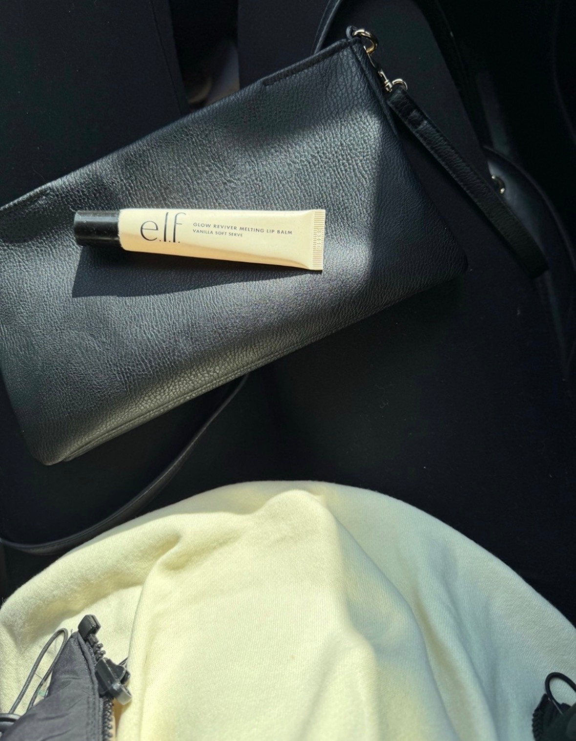 This is one of those lip products you keep in every bag. It’s super hydrating, gives the prettiest glossy finish, and is perfect for an easy everyday look. The kind you’ll reach for nonstop.

lip balm, e.l.f. beauty, hydrating lip balm, glossy lips, everyday makeup, beauty must have, affordable beauty, travel essentials, no makeup makeup, purse essentials, SavannahK 

#LTKTravel #LTKBeauty #LTKSeasonal