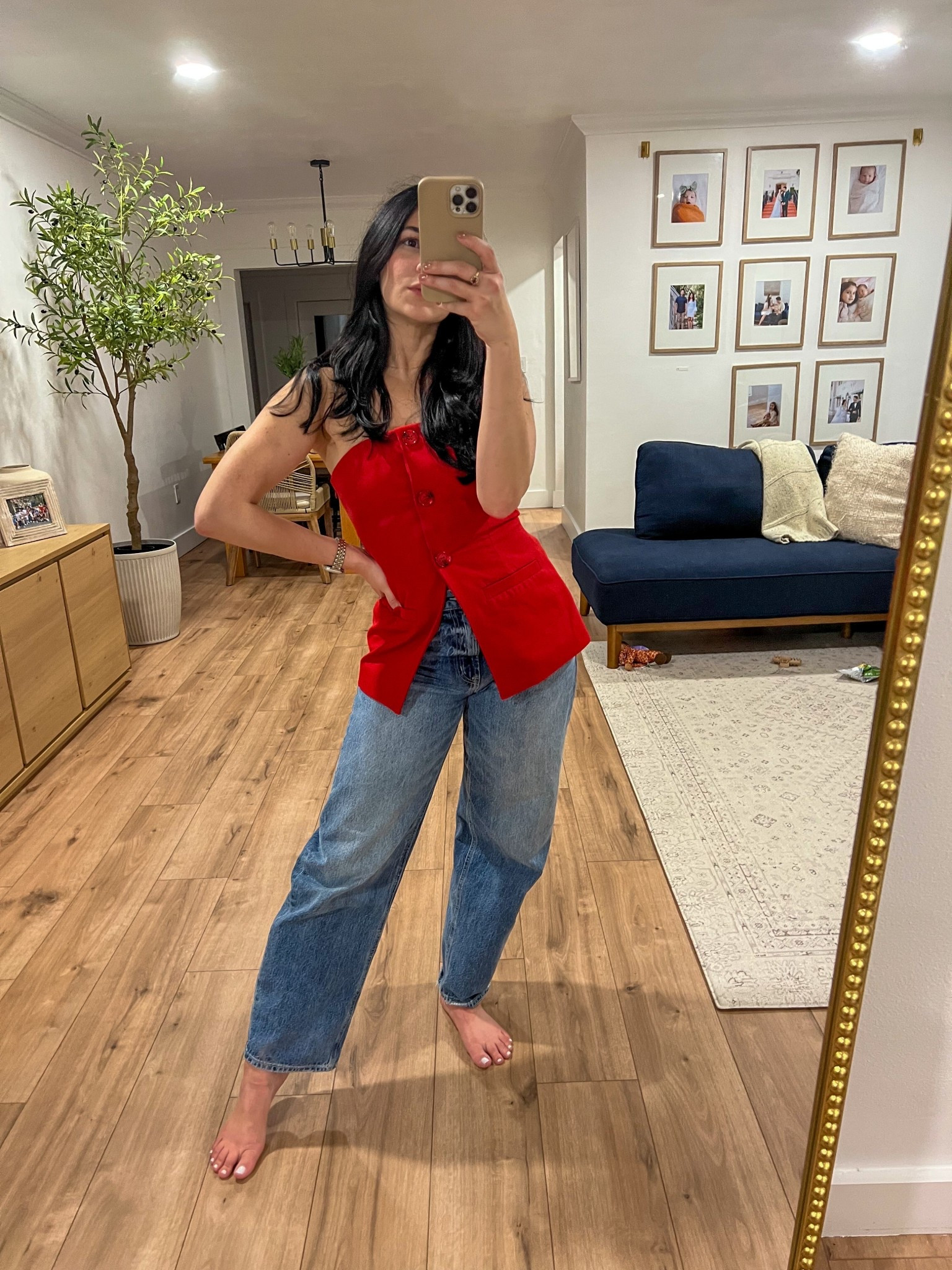 Okay, but can red be year round? I’m going to go with yes!

#LTKFindsUnder100 #LTKPetite #LTKStyleTip