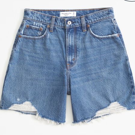 Tall girl friendly jean shorts ranging 4” inseam to 6".

Tap the links below to see all the different washes 