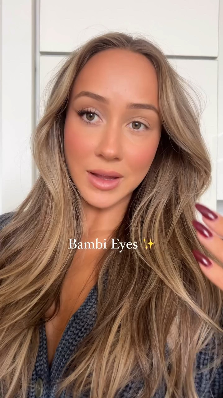 Bambi Eyes ✨ tag me if you try this one!!! Also bear with me while I get used to filming with my back camera 🥲

@makeupforever limitless brown liner 

@makeupbymario master mattes eyeshadow 

@jenevoymakeupstudio individual lashes
 
@urbandecaycosmetics perversion mascara 



















makeuptutorial, bambieyes, eyeshadow, makeup 

#LTKstyletip #LTKbeauty