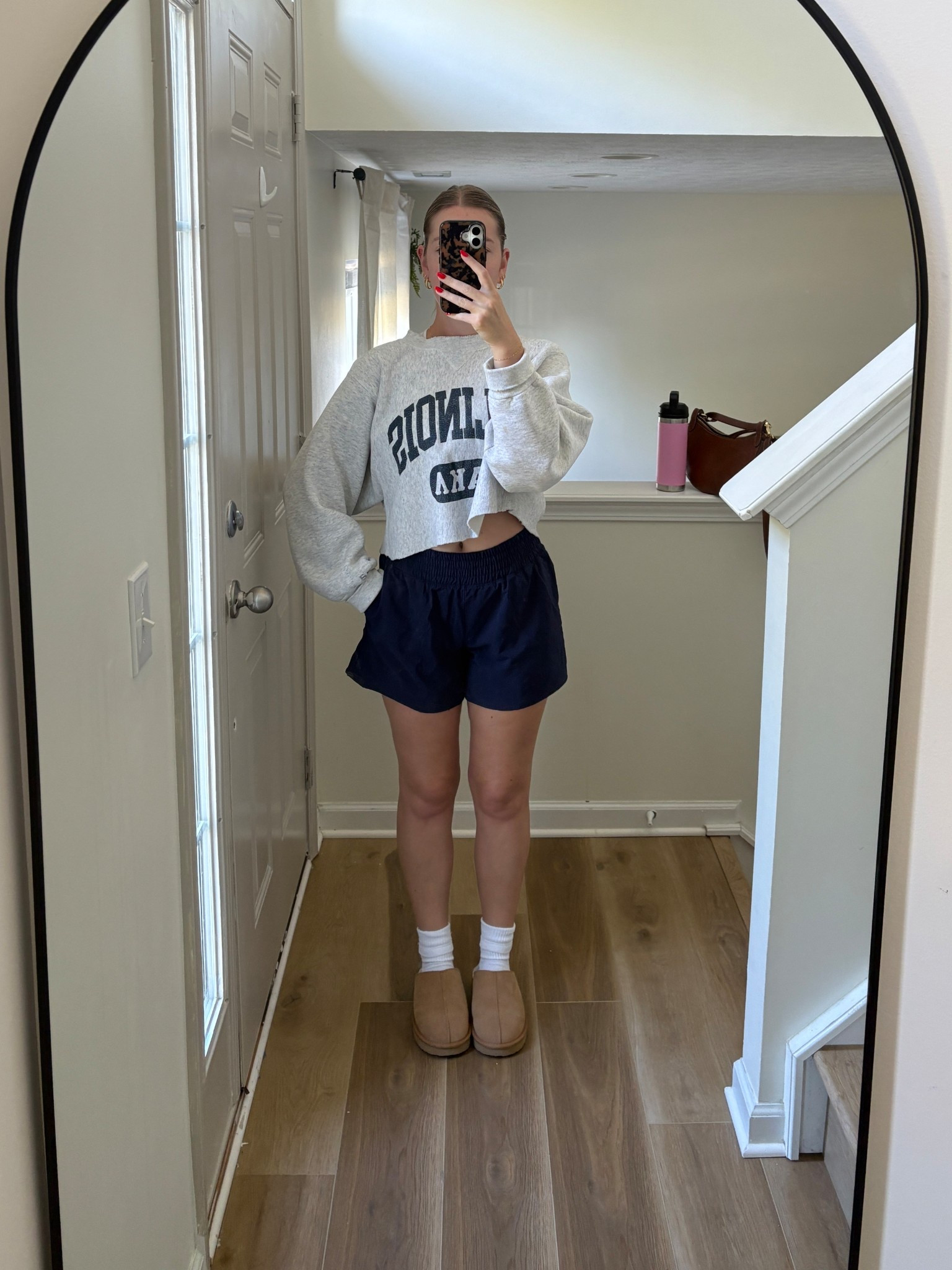 Sunday errands call for cozy activewear 🤪👏🏻 

#LTKStyleTip #LTKFindsUnder50 #LTKActive