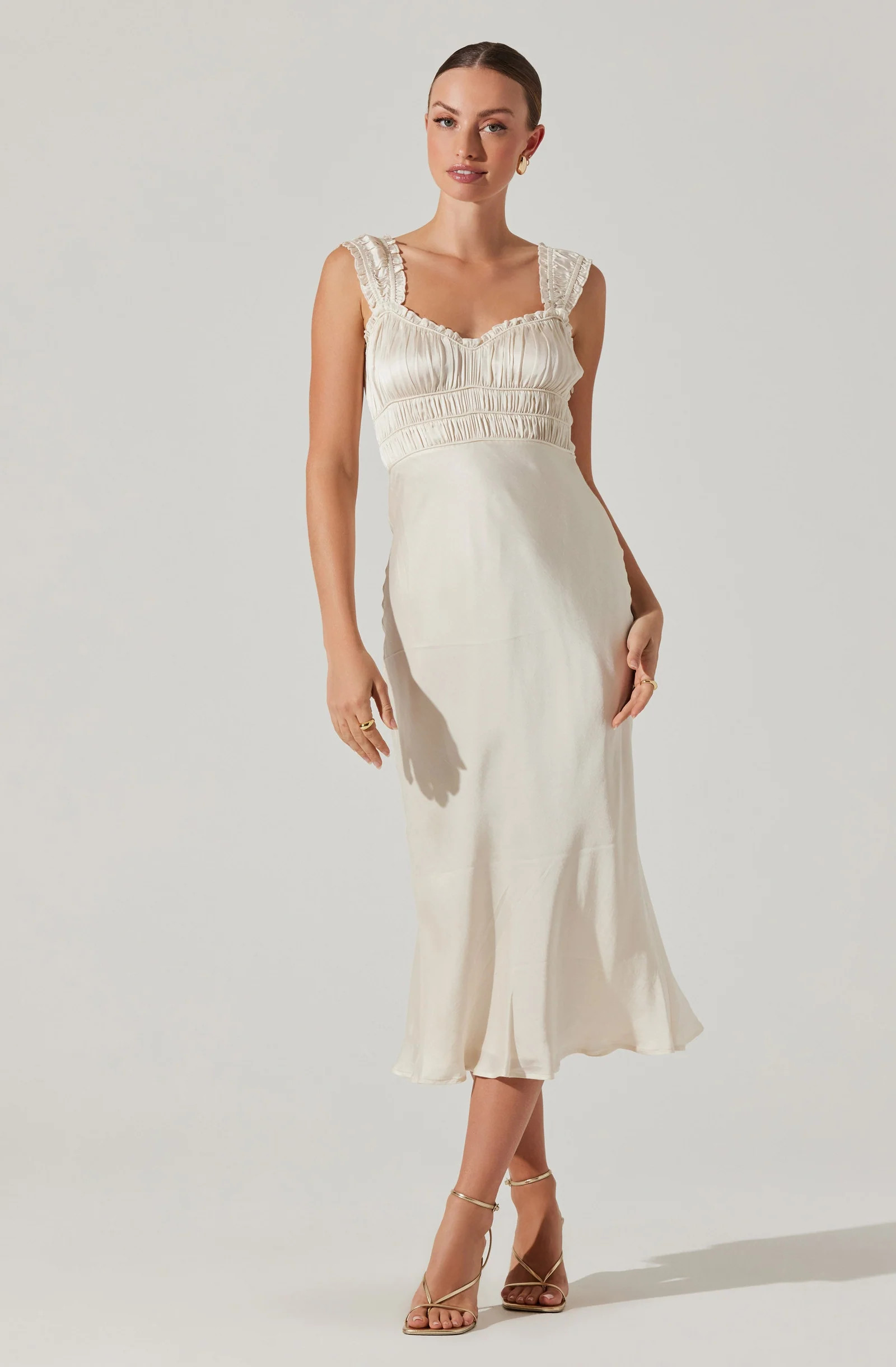 Enola Satin Smocked Midi Dress - Off White / XS | ASTR The Label (US)