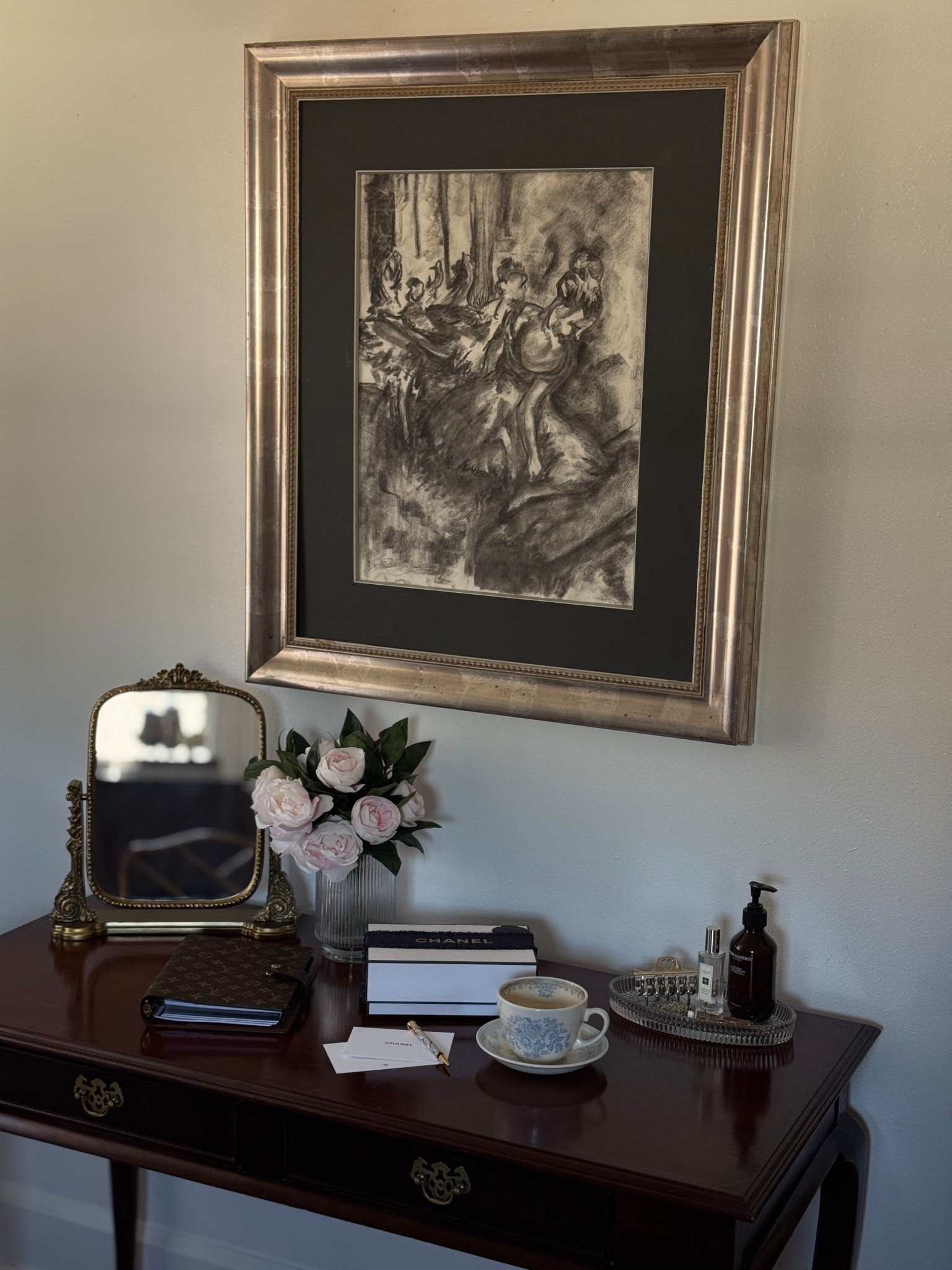 Updated desk aesthetic 🩰❄️

#LTKHome #LTKdayinmylife