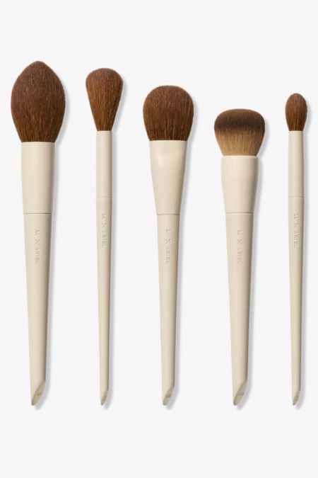 Make up brushes. Replace those old ones! 

#LTKbeauty #LTKGiftGuide #LTKstyletip