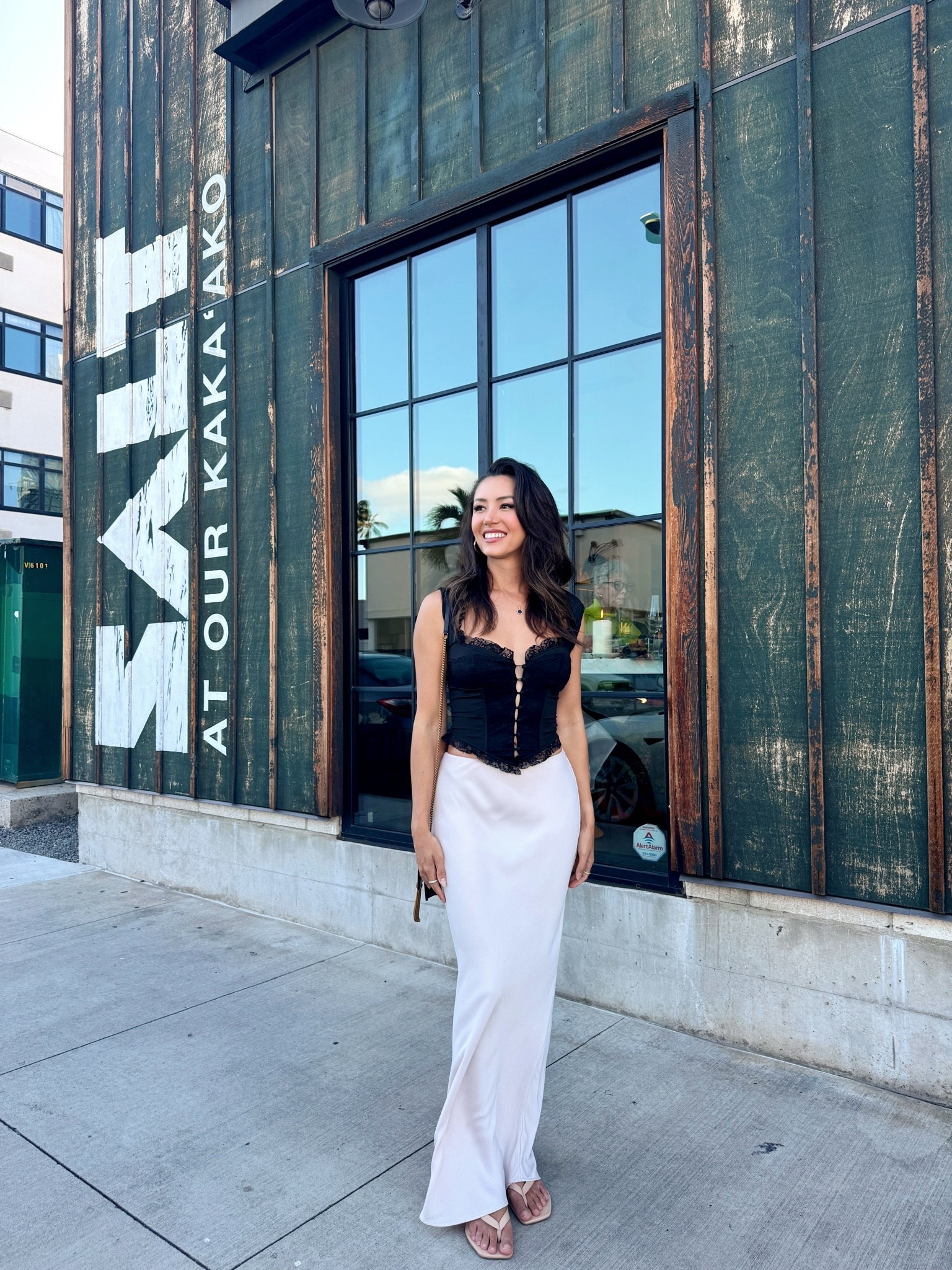 Dinner look! I think size small in this top would have fit better - size XXS petite in the skirt and these heels are so comfy and go with everything

#LTKootd