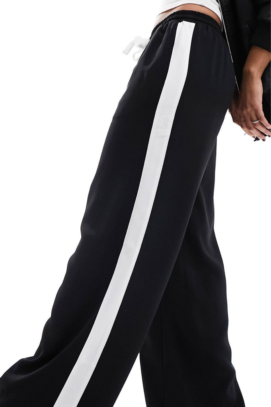 Staple Relaxed pant 

#LTKmaternity #LTKstyletip #LTKaustralia