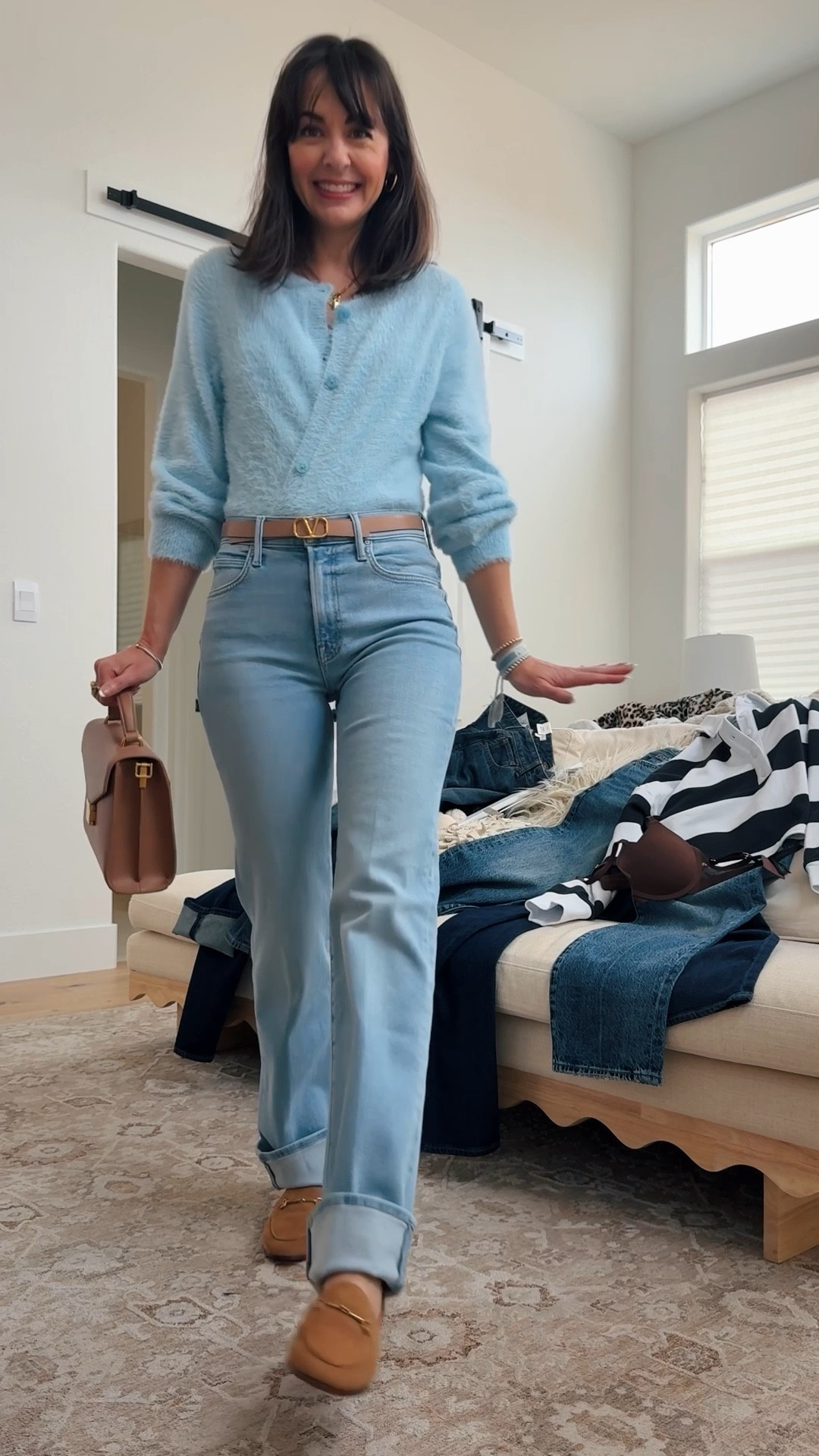 It’s finally sweater weather and all I care about is trying the cool new jeans from my fall capsule wardrobe.

8 fall staples → 27 outfits

1. Khaki Jacket
2. Classic Cardigan
3. Crew Neck White T-Shirt
4. Striped Polo
5. Ankle Length Jeans
6. Baggy Jeans
7. Lace Trim Slip Skirt
8. Suede Accessories 

I’m 5’4” and normally wear a 25 in premium denim. I’m wearing the regular length in all of these styles and I sized down in the barrel leg jeans.