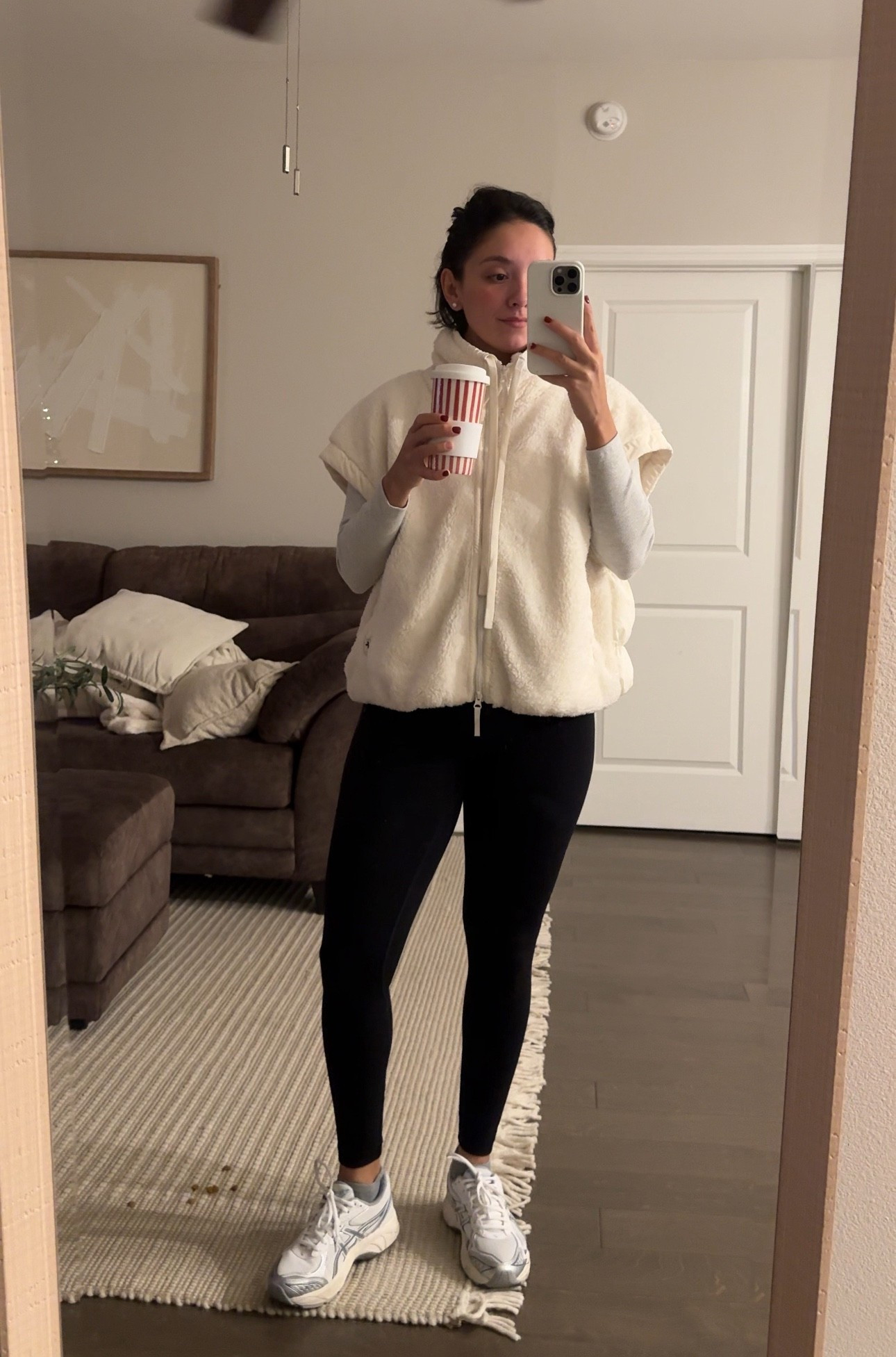 Vest in size XL for oversized fit 

#LTKgrwm #LTKootd #LTKHoliday