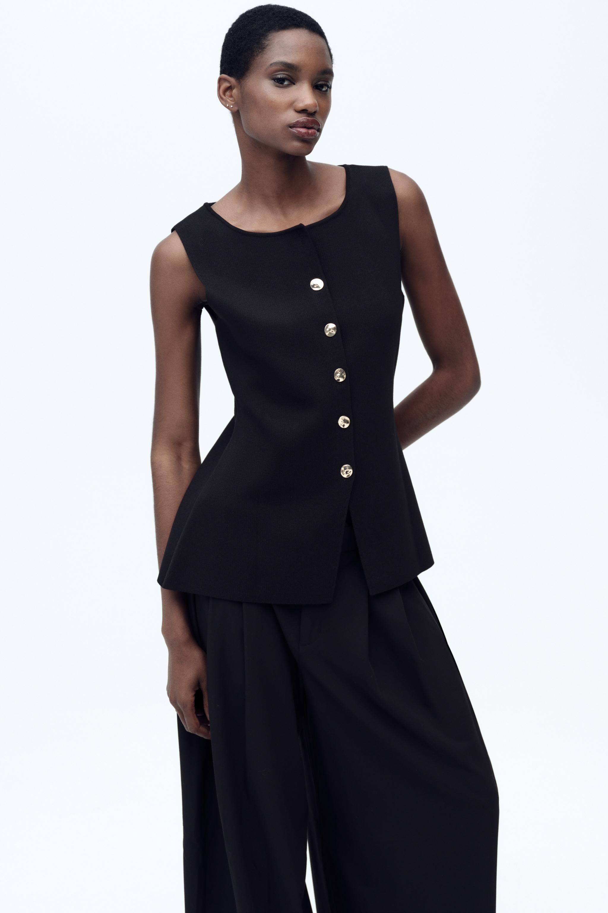 GOLD BUTTON KNITTED VEST TOP | Zara US