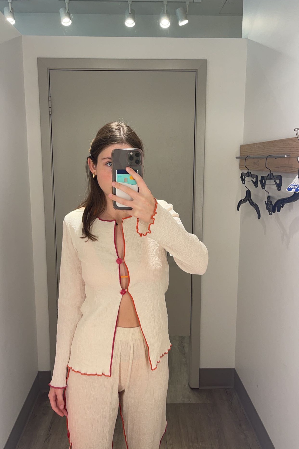 I am OBSESSED with this swimsuit coverup😆😆😆