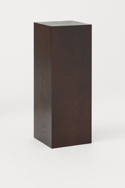 Pedestal | H&M (UK, MY, IN, SG, PH, TW, HK)