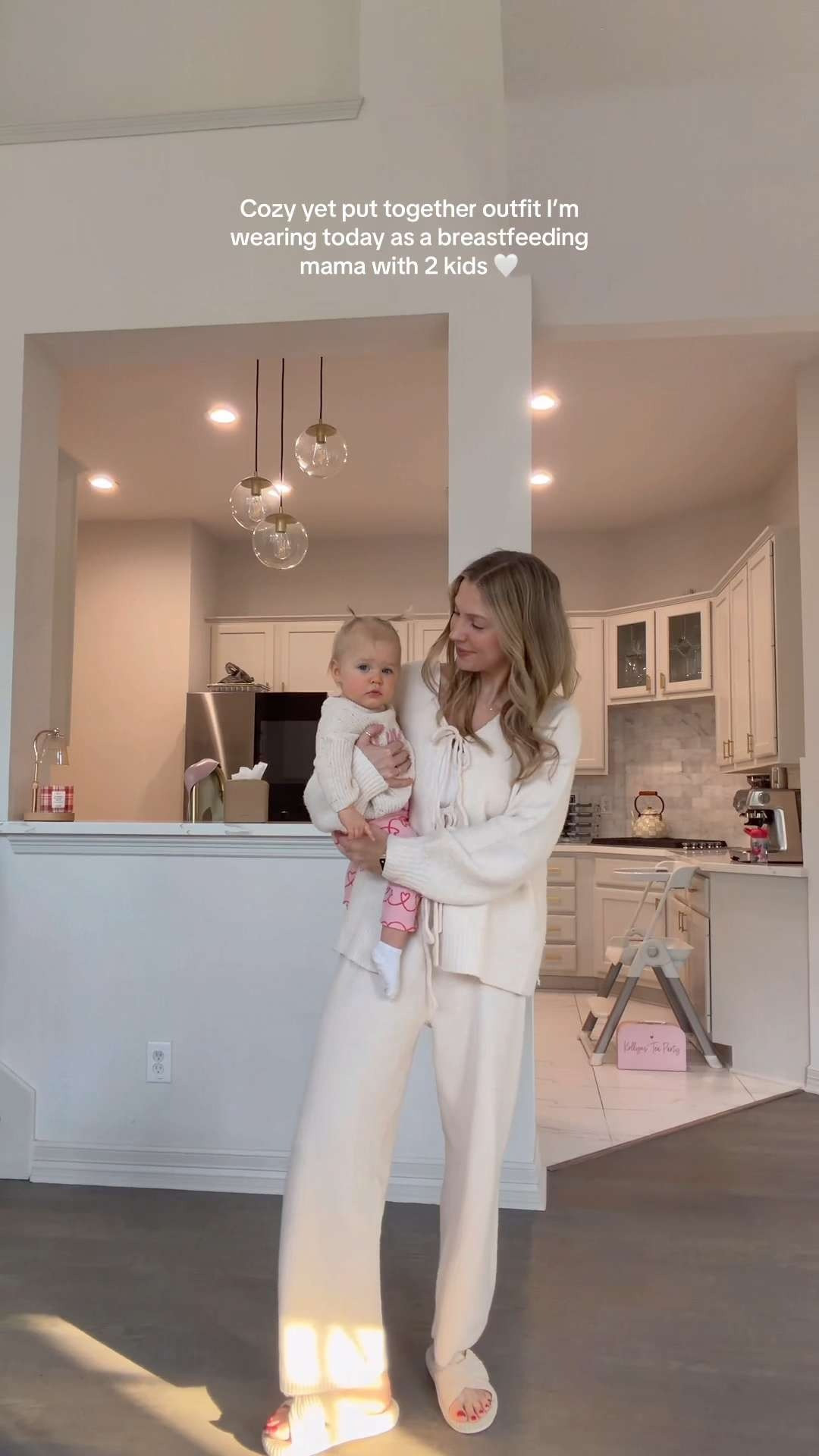 Cozy matching lounge set, perfect for nursing! Wearing M in 2 piece set + M in nursing sports bra tank 

 