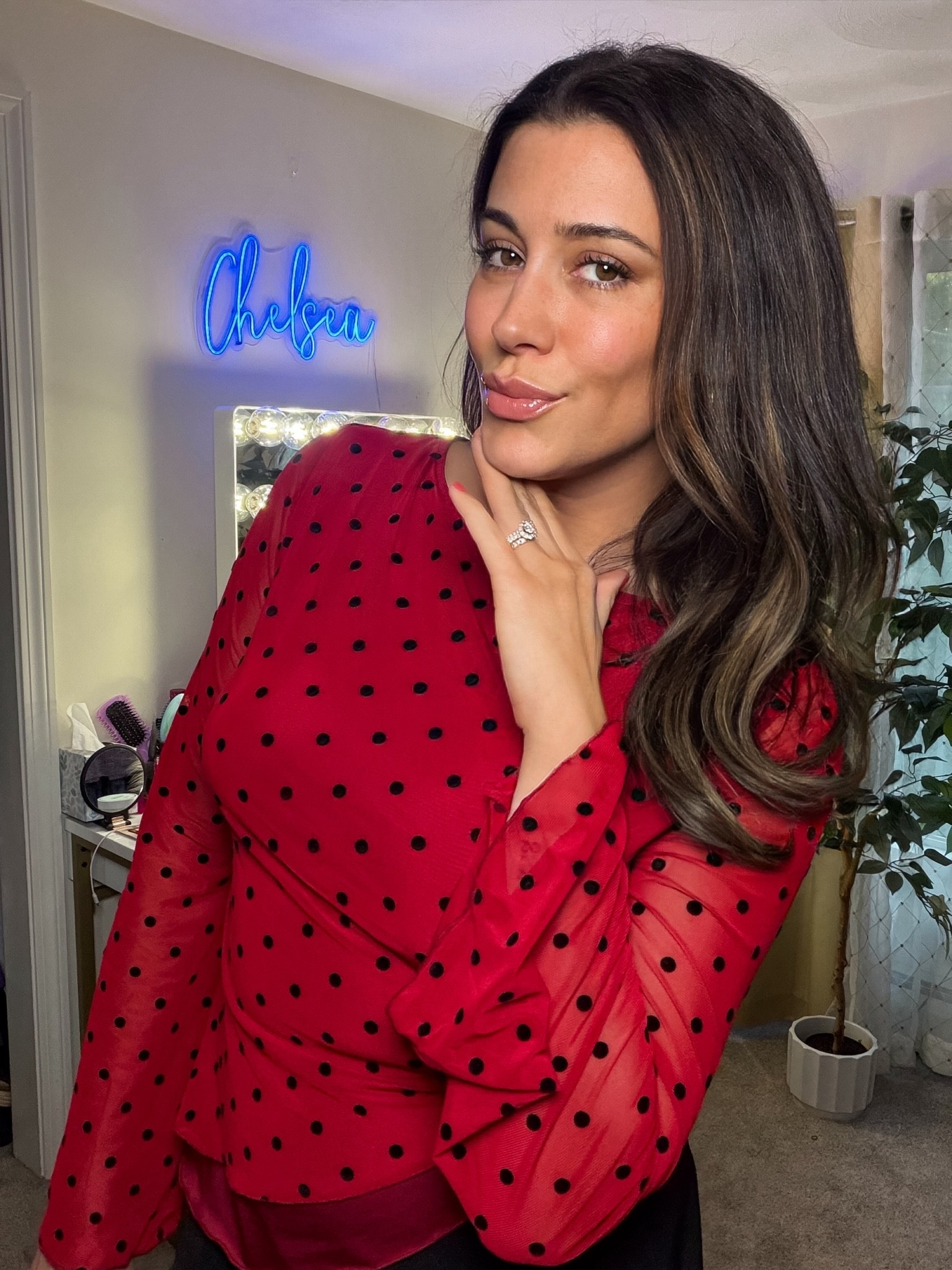 Dot mind if I do 😉 

Obsessed with the sheer mesh sleeves on this @wdirara_us top!

#WDIRARA #WDIRARAStyle #MeshTop #PolkaDots
