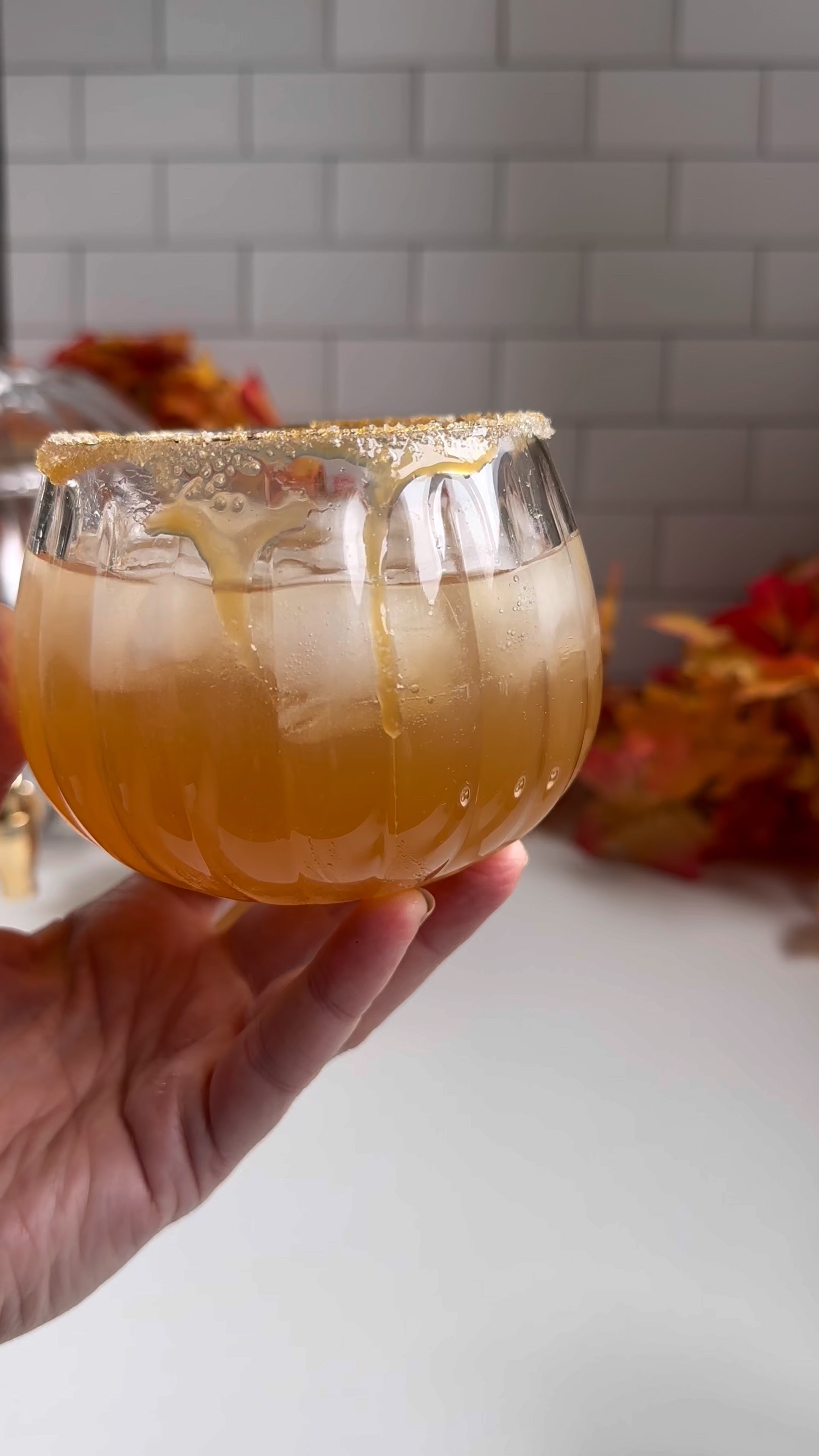 Spiked Apple cider - apple cider cocktail idea- apple cider Mocktail idea- pumpkin glasses, plastic and glass version 