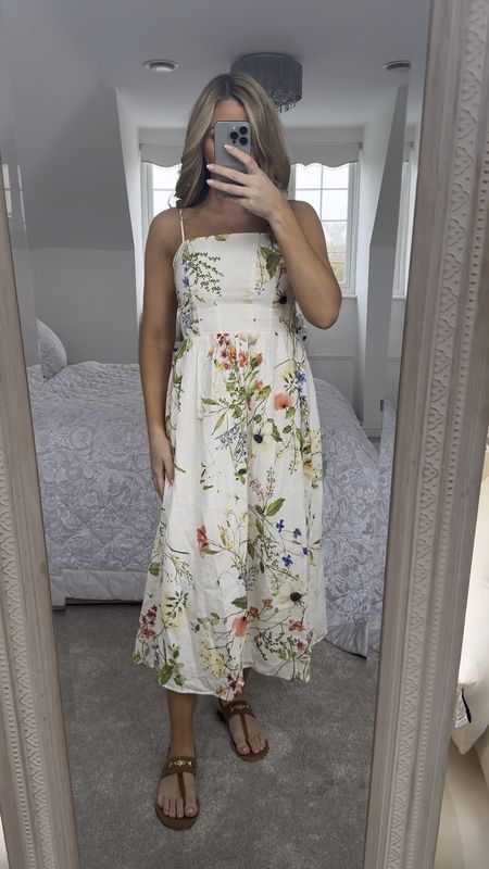 H & M spring summer floral dresses 
H&M 