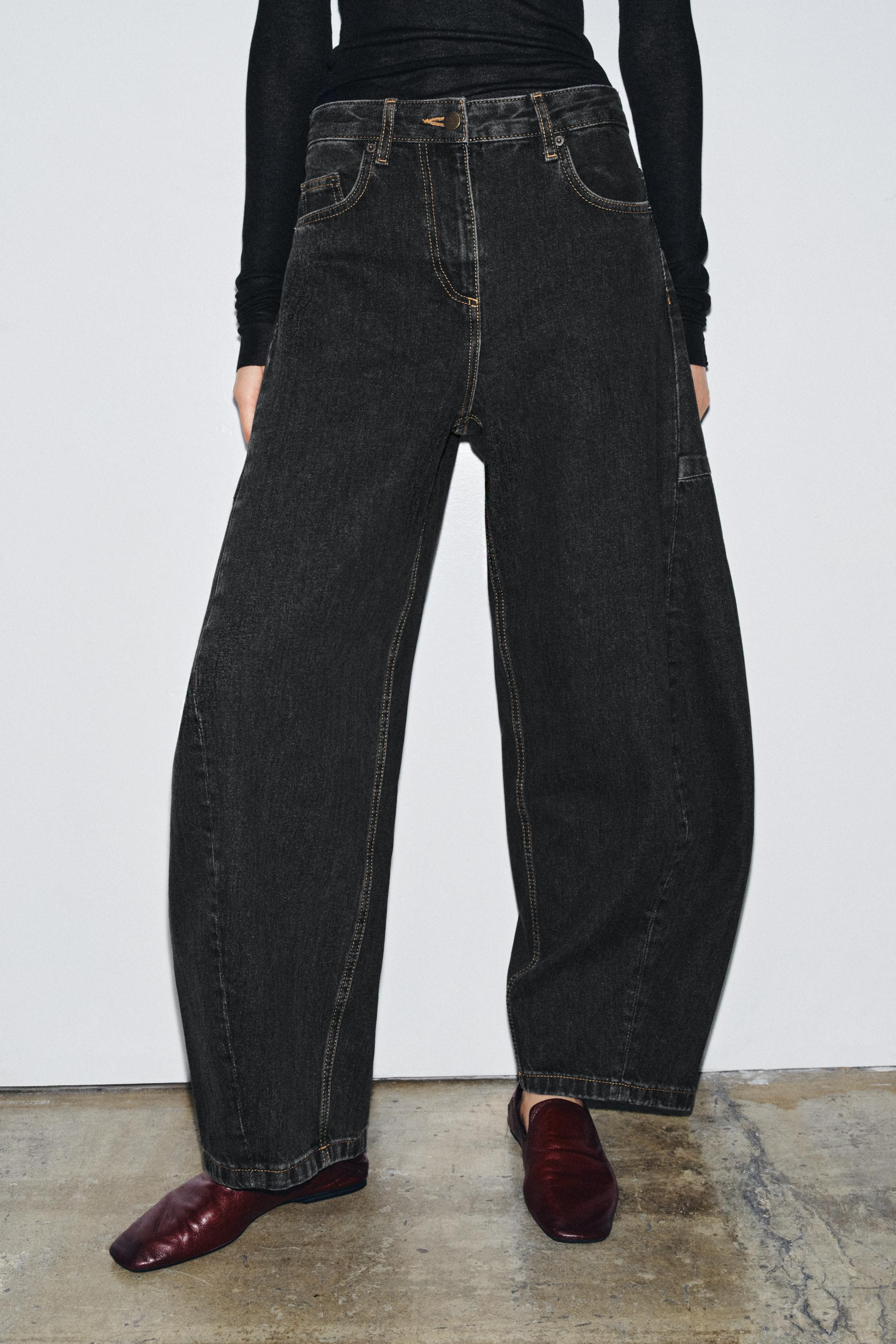 ZW COLLECTION MID-RISE BARREL JEANS | Zara US